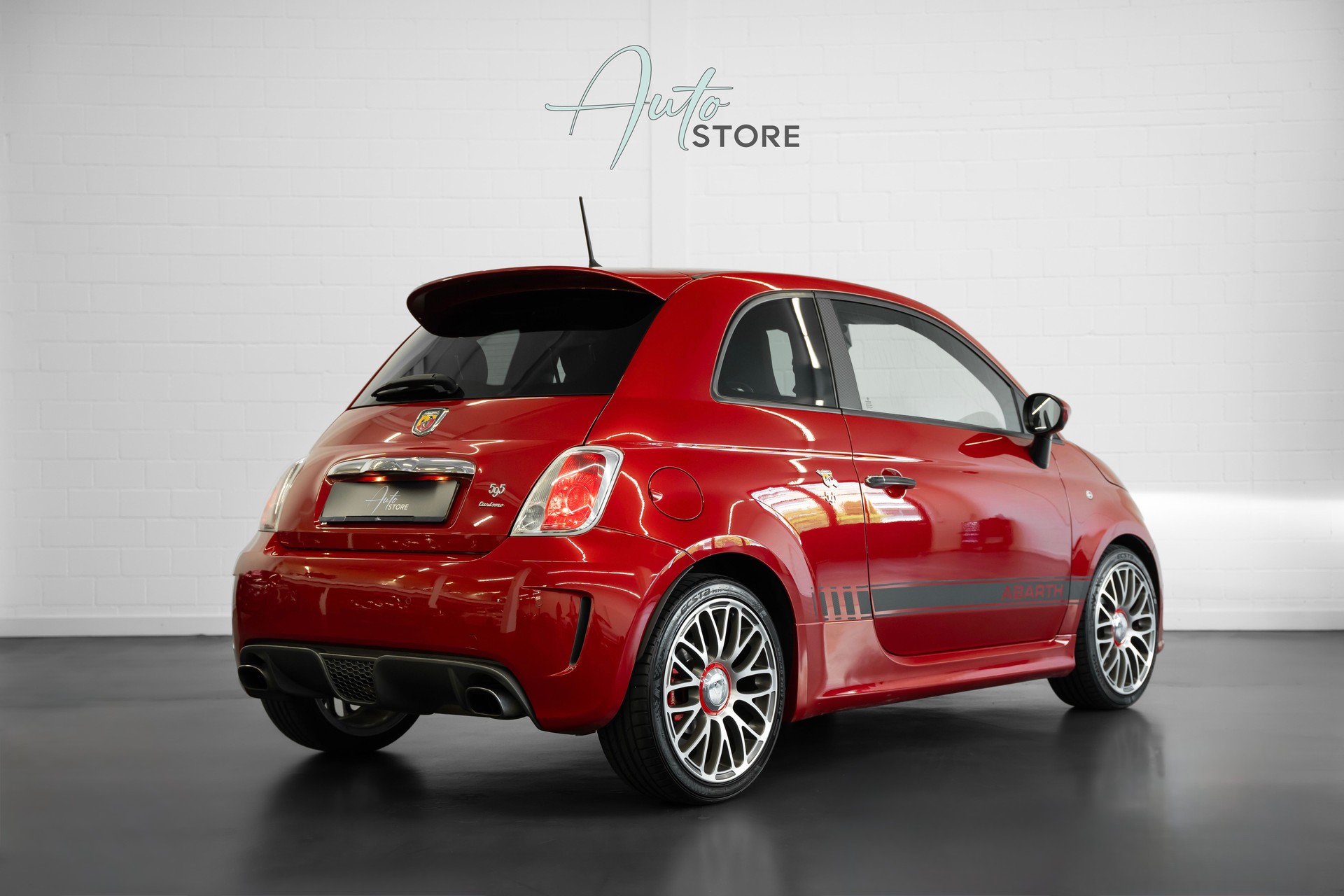 FIAT 595 1.4 16V Turbo Abarth Turismo-image-1