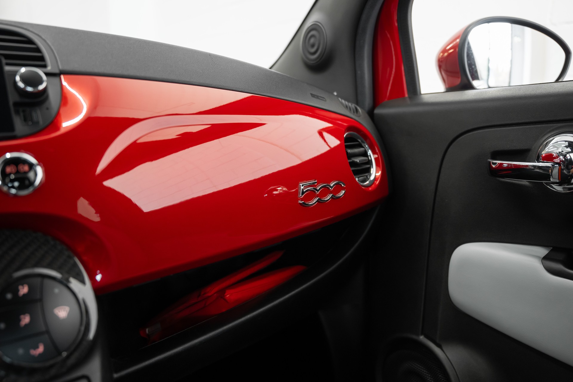 FIAT 595 1.4 16V Turbo Abarth Turismo-image-23