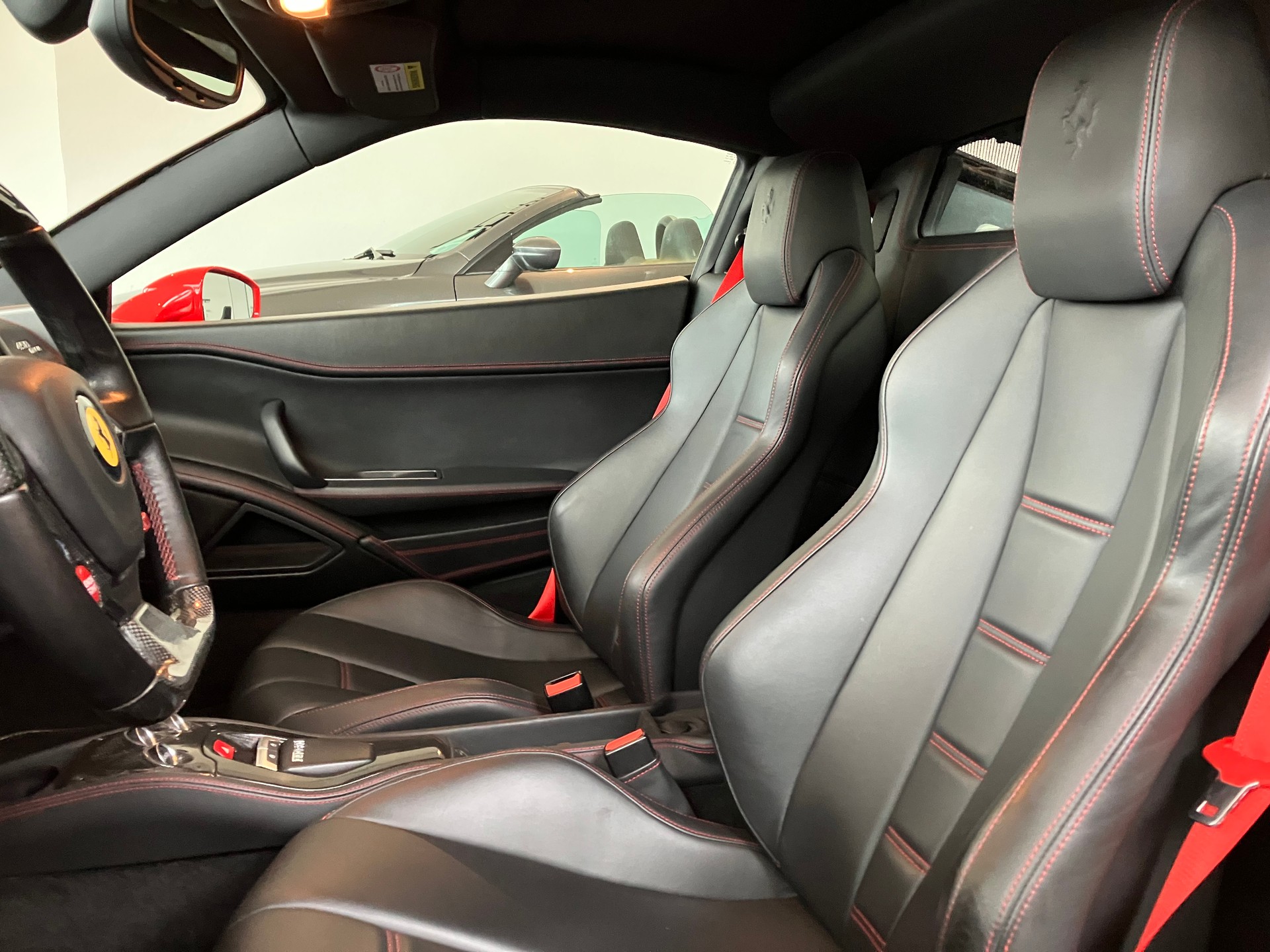 FERRARI 458 Italia 4.5 V8-image-9