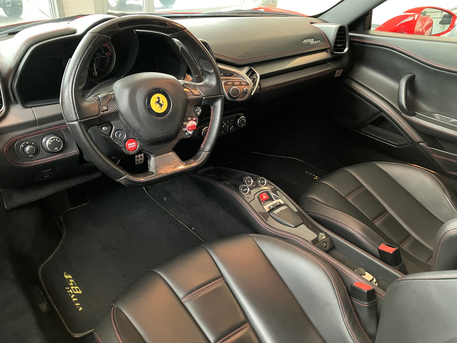 FERRARI 458 Italia 4.5 V8-image-7