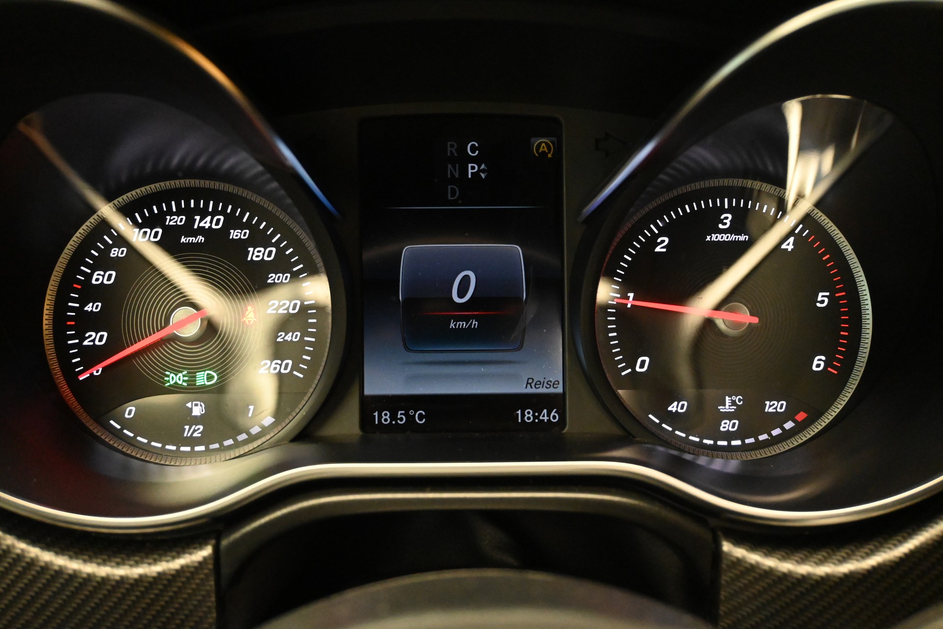 MERCEDES-BENZ V 250 d BlueTec AMG-Line lang 4m-image-13