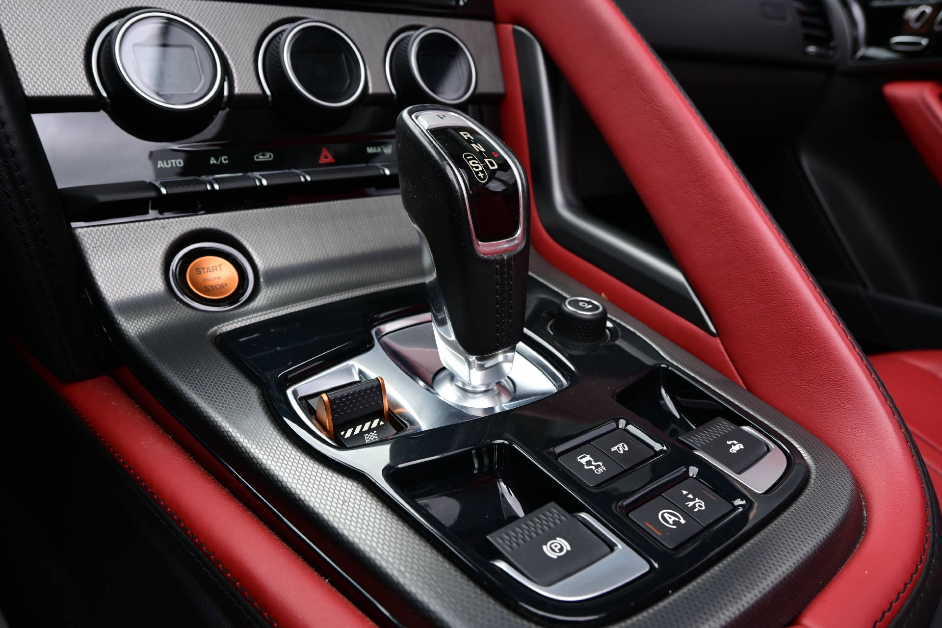JAGUAR F-Type Convertible S 3.0 V6-image-19
