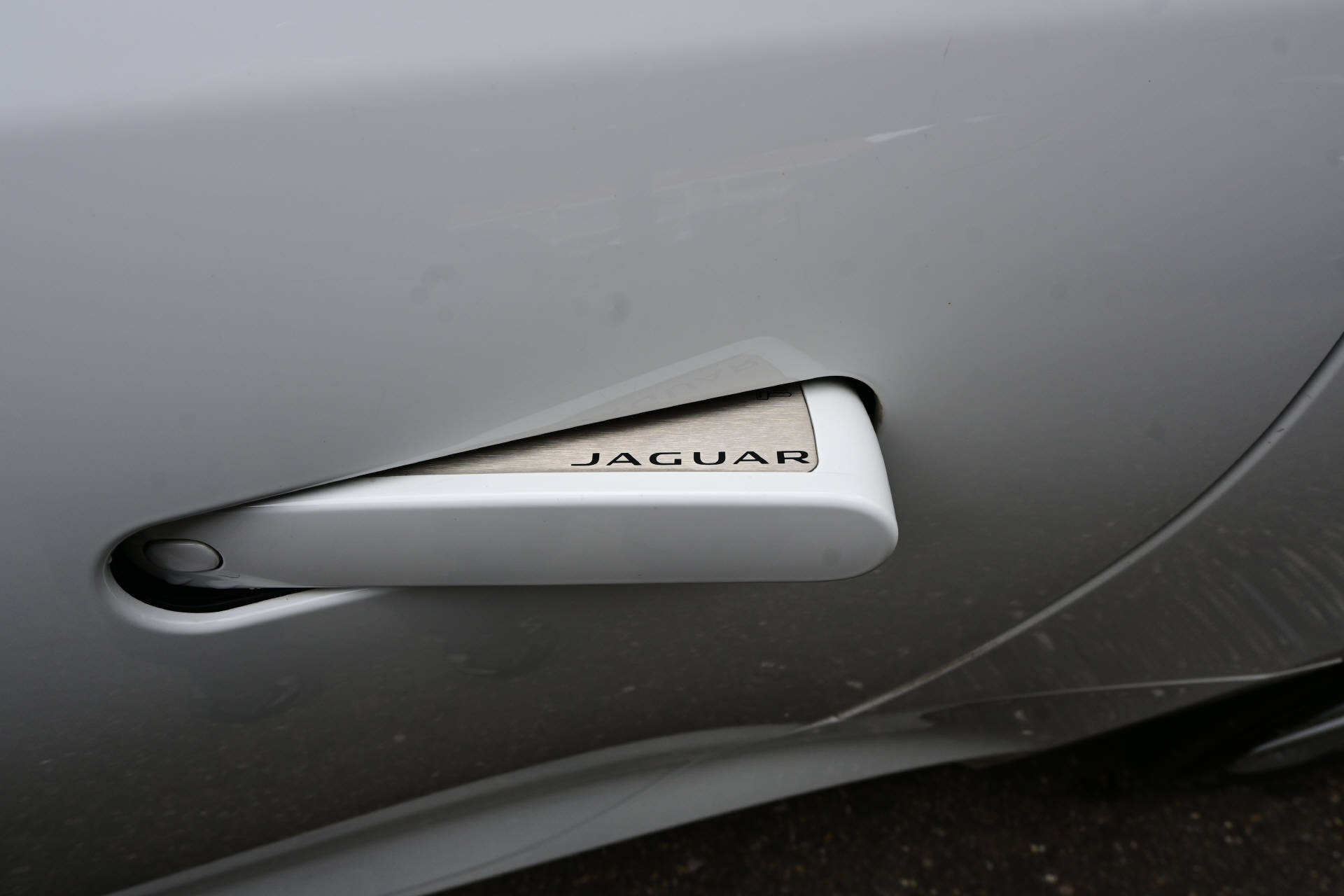 JAGUAR F-Type Convertible S 3.0 V6-image-9