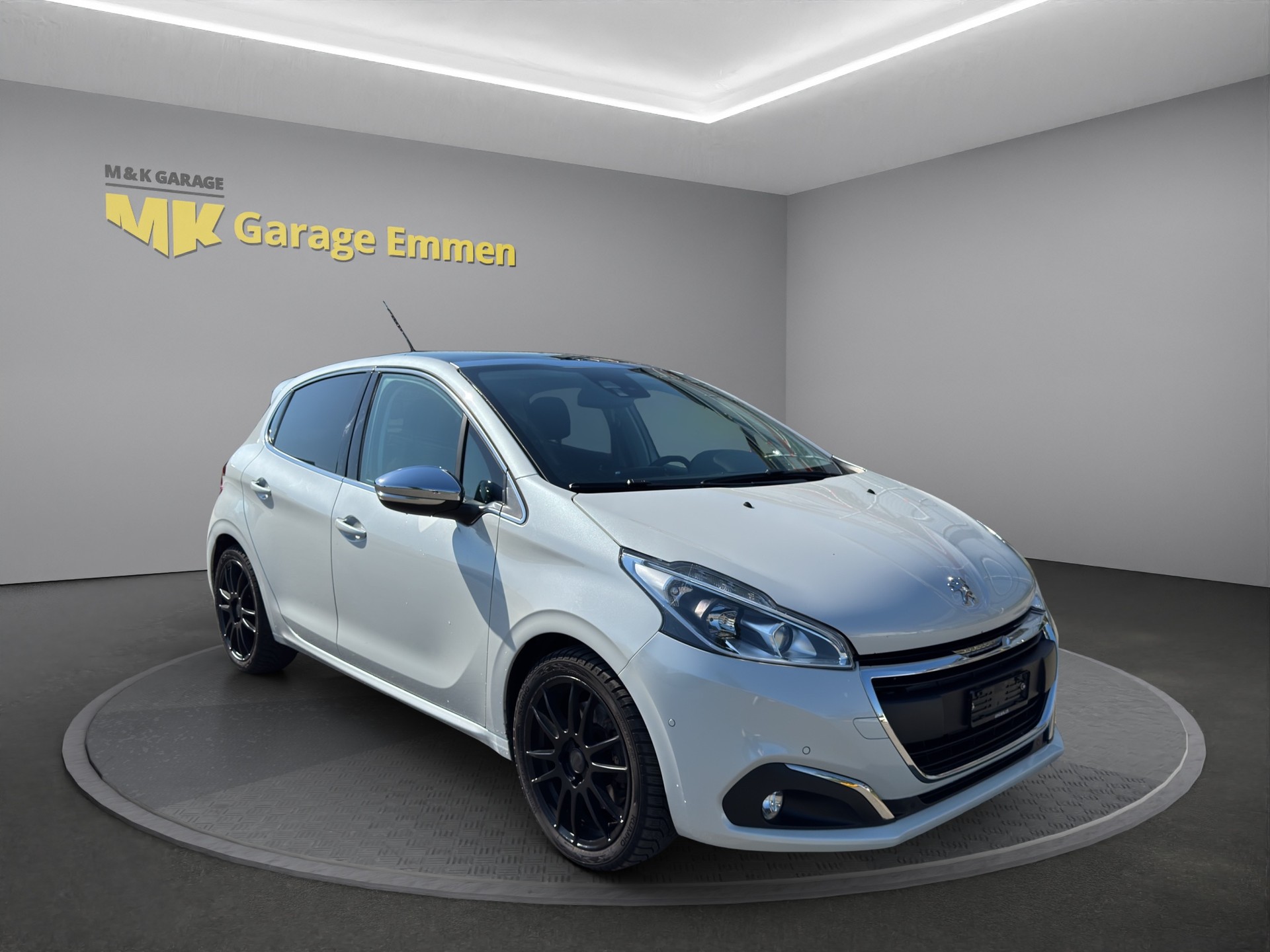 PEUGEOT 208 1.6 THP Allure STT-image-6