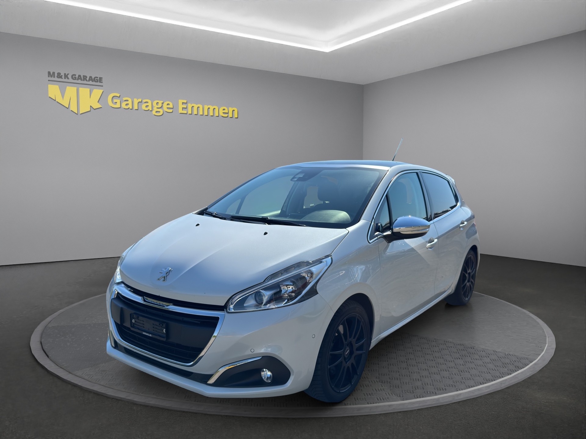 PEUGEOT 208 1.6 THP Allure STT-image-0