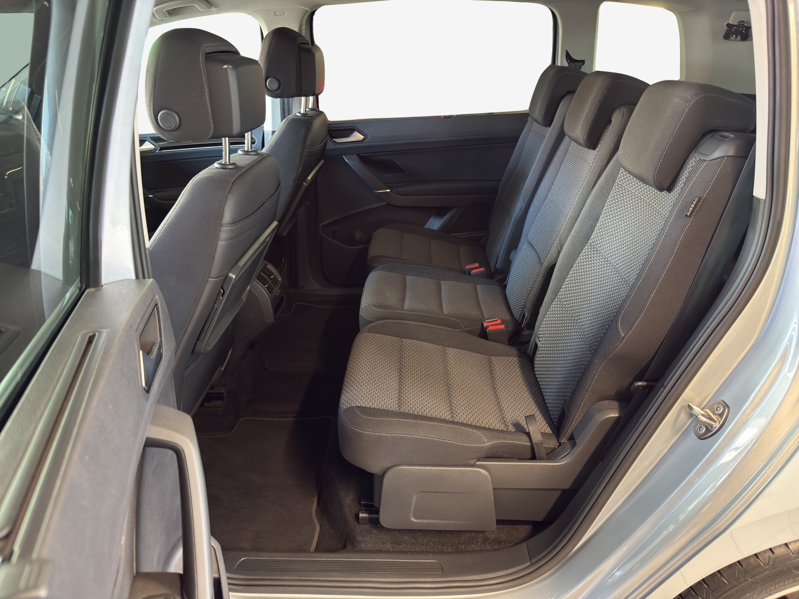 VW Touran 1.5 TSI EVO Comfortline DSG-image-11