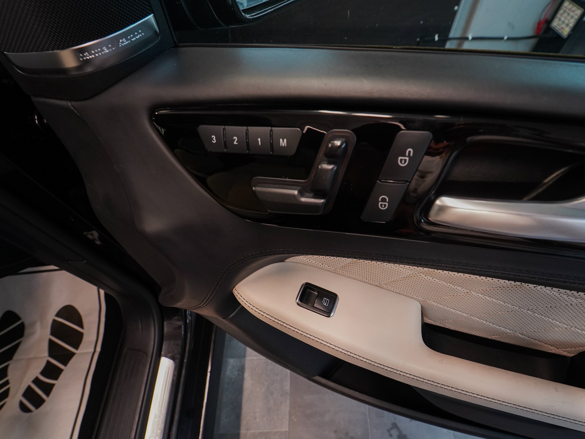 MERCEDES-BENZ ML 350 BlueTEC Executive 4Matic 7G-Tronic-image-14