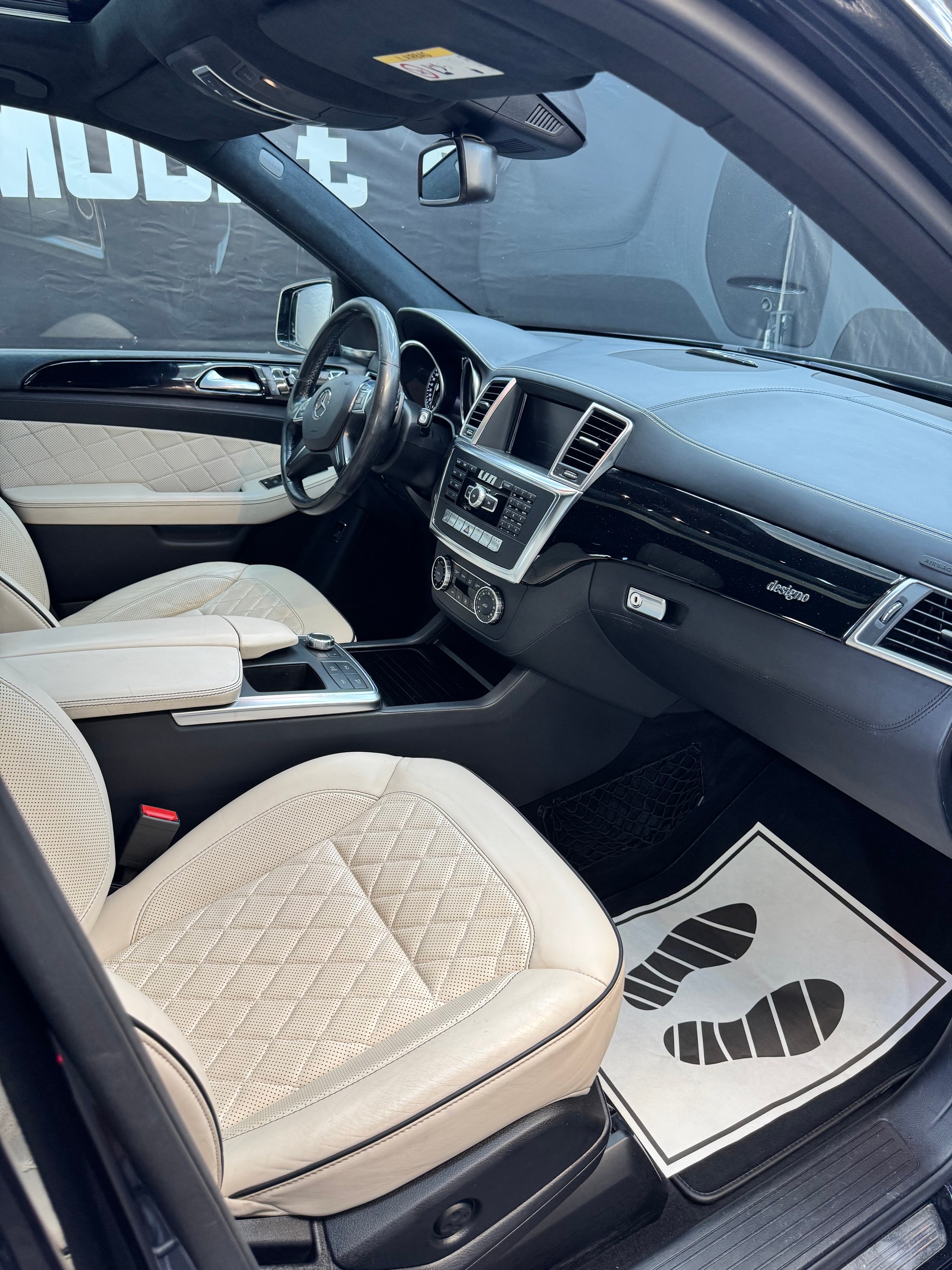 MERCEDES-BENZ ML 350 BlueTEC Executive 4Matic 7G-Tronic-image-11