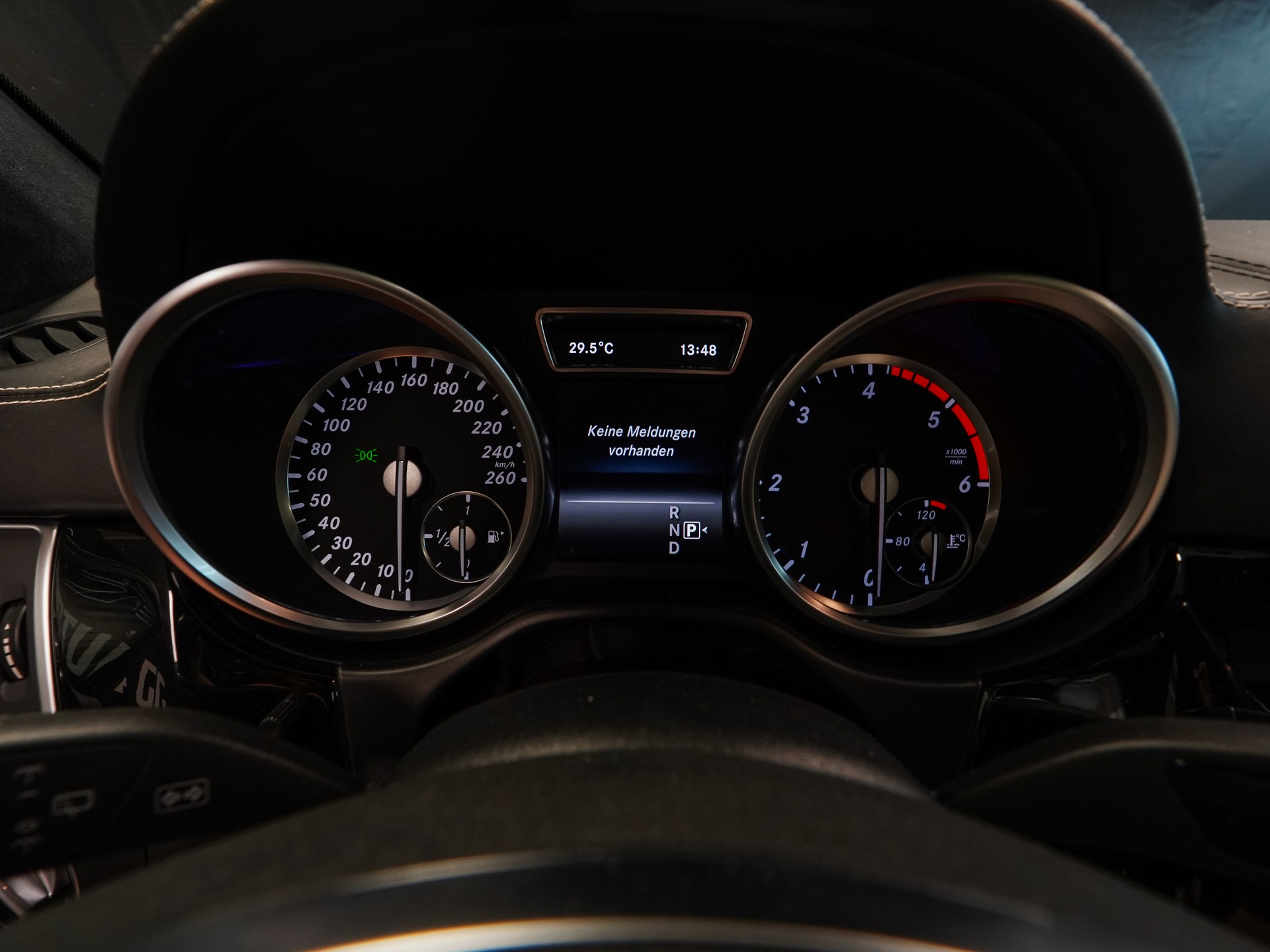MERCEDES-BENZ ML 350 BlueTEC Executive 4Matic 7G-Tronic-image-9
