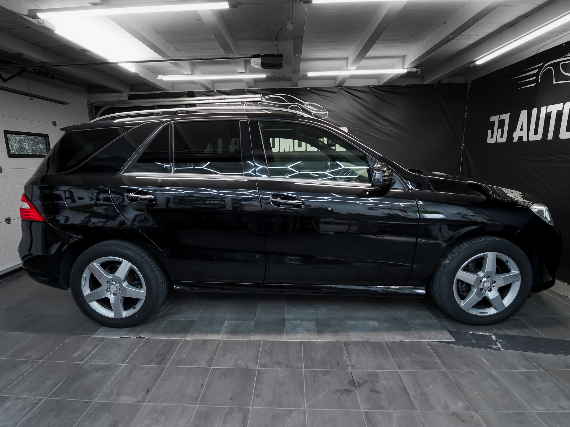 MERCEDES-BENZ ML 350 BlueTEC Executive 4Matic 7G-Tronic-image-7