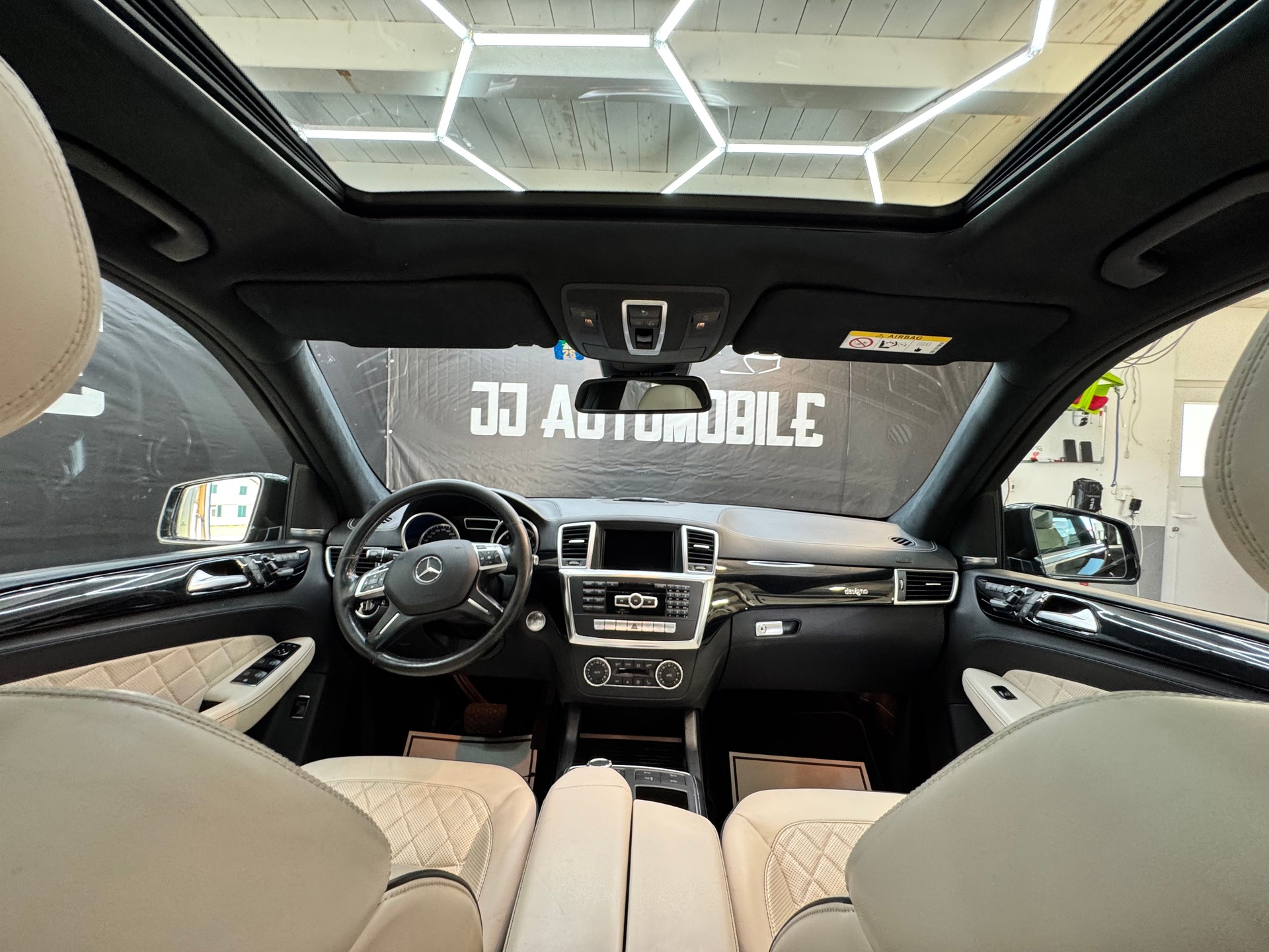 MERCEDES-BENZ ML 350 BlueTEC Executive 4Matic 7G-Tronic-image-8