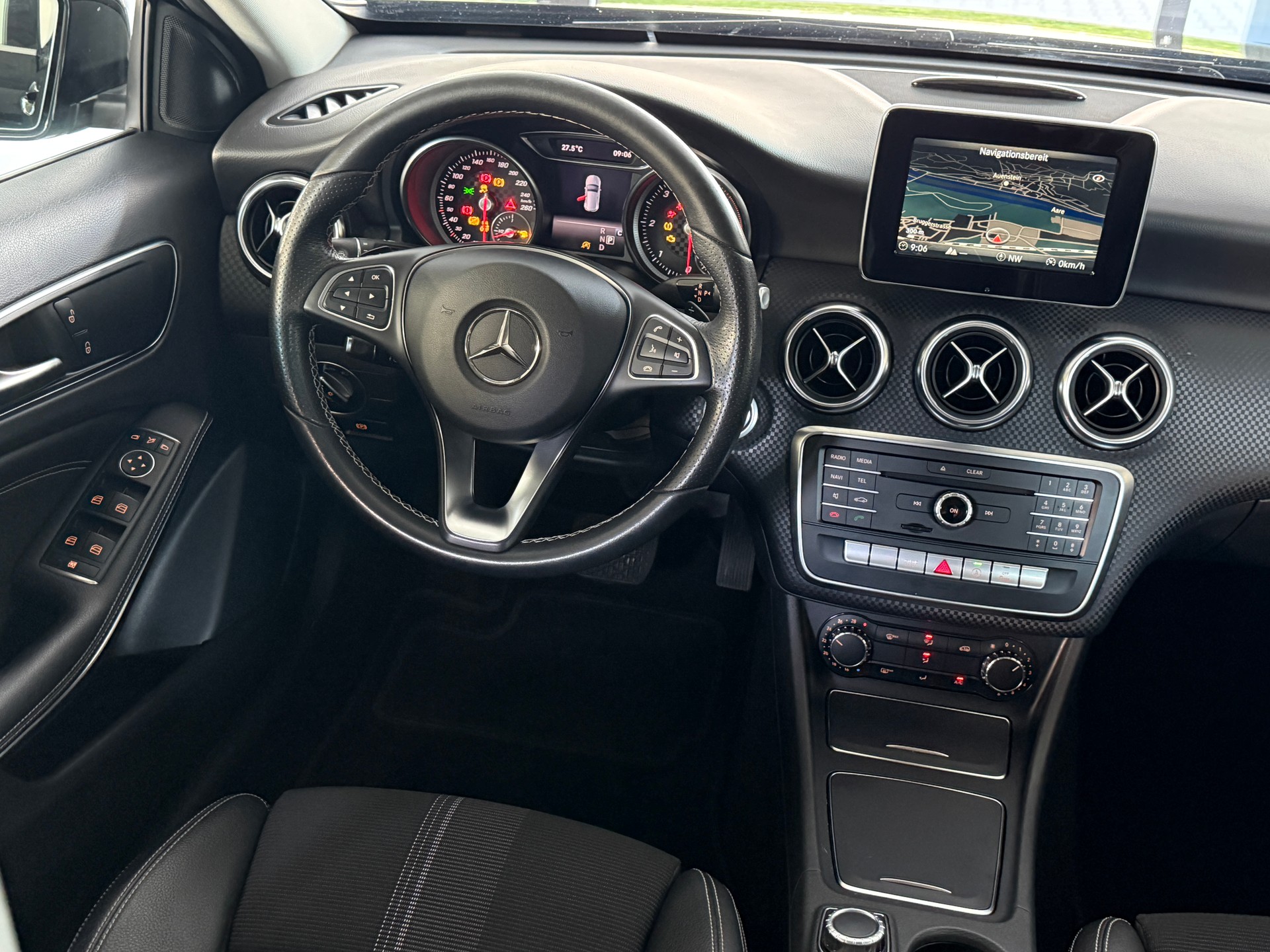 MERCEDES-BENZ A 180 CDI Style 7G-DCT-image-7