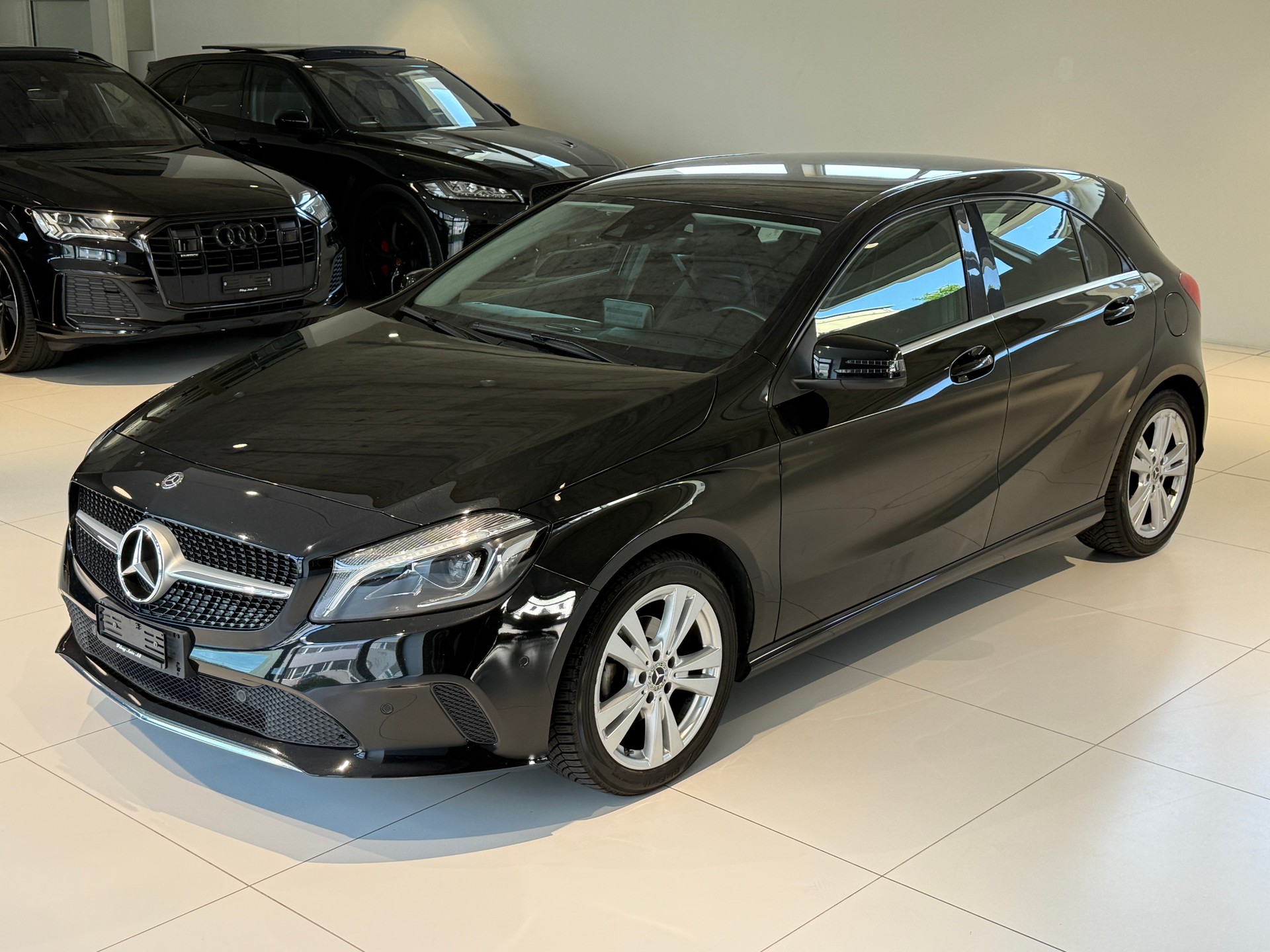 MERCEDES-BENZ A 180 CDI Style 7G-DCT-image-2