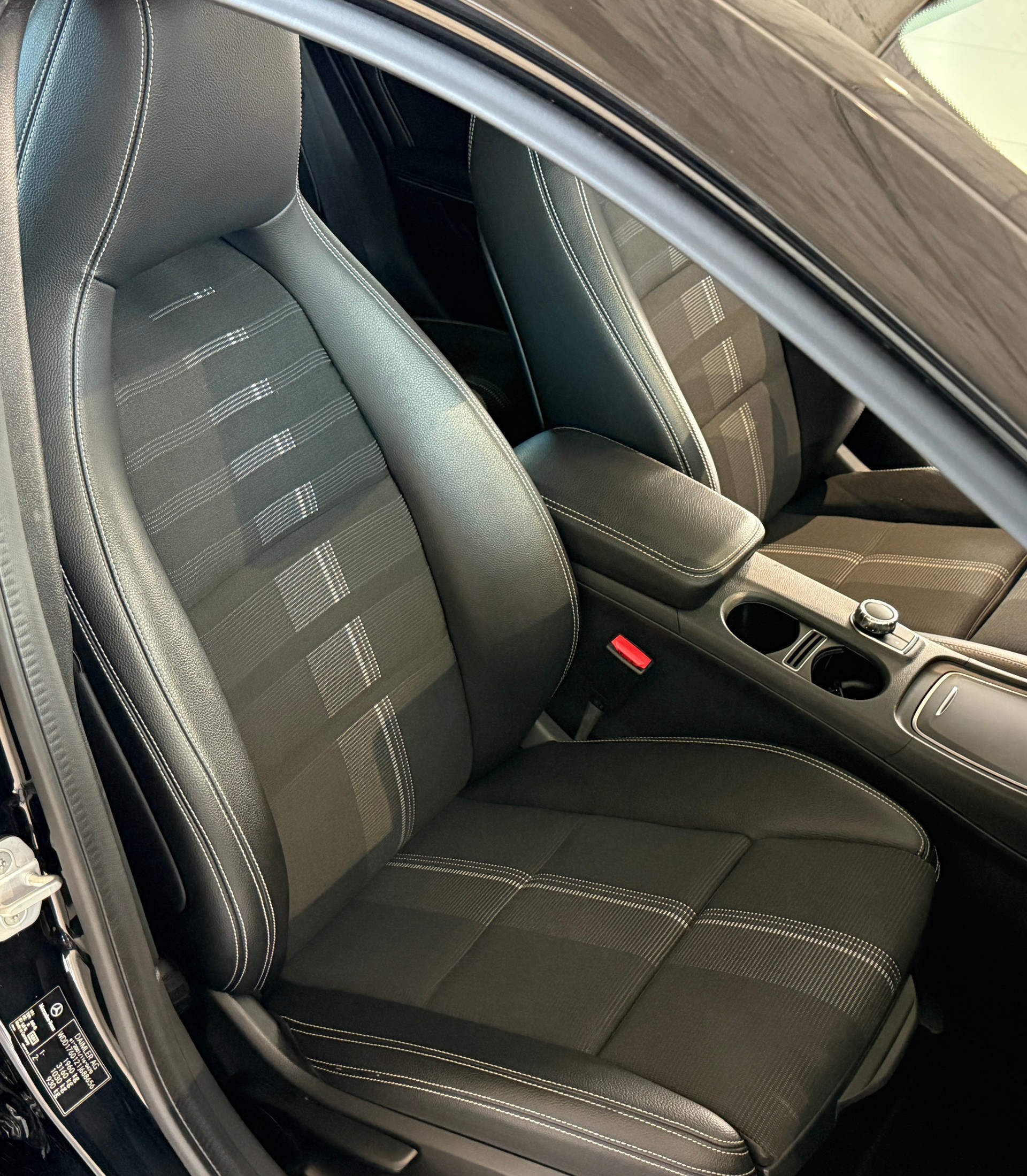 MERCEDES-BENZ A 180 CDI Style 7G-DCT-image-19