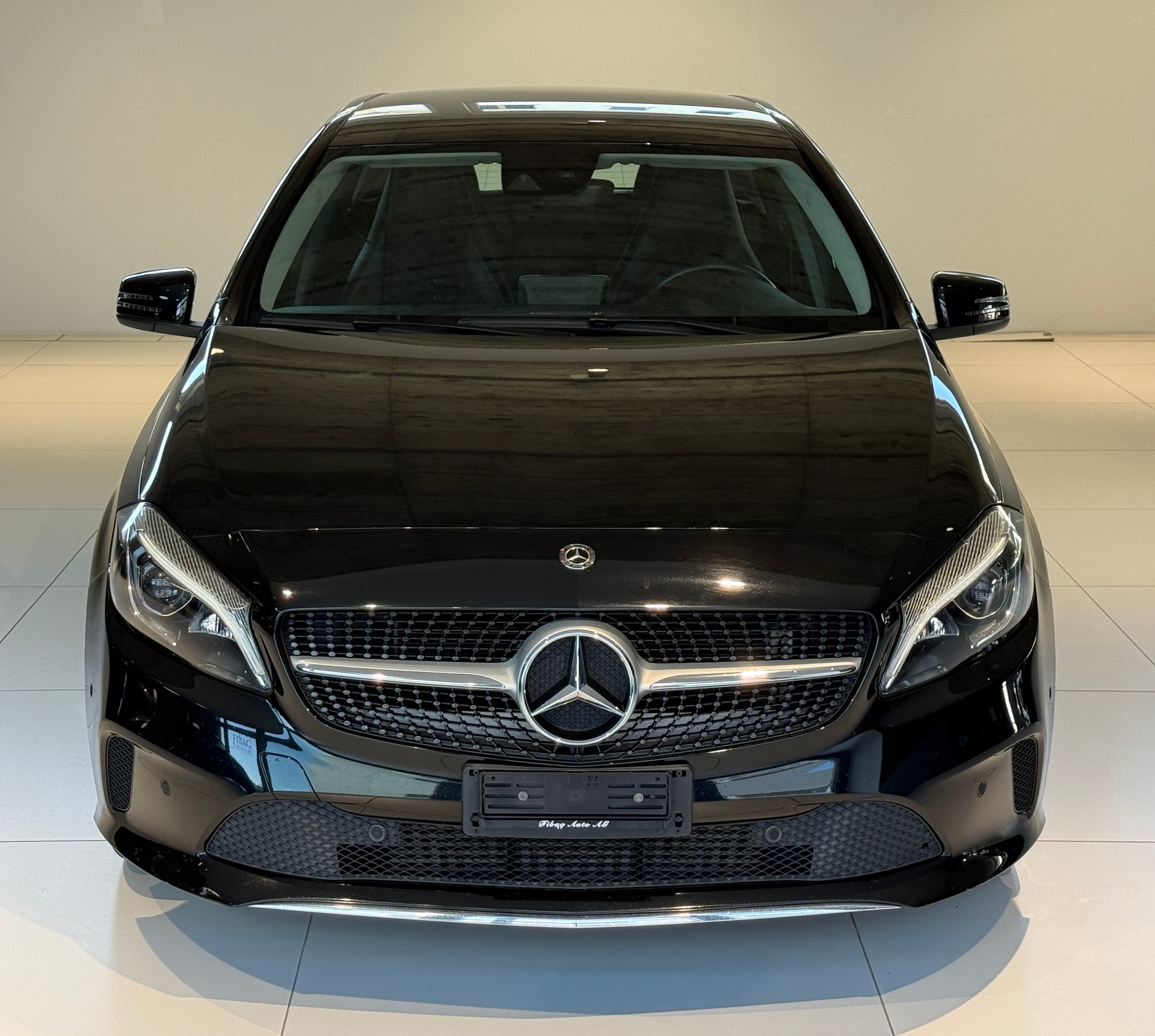 MERCEDES-BENZ A 180 CDI Style 7G-DCT-image-1