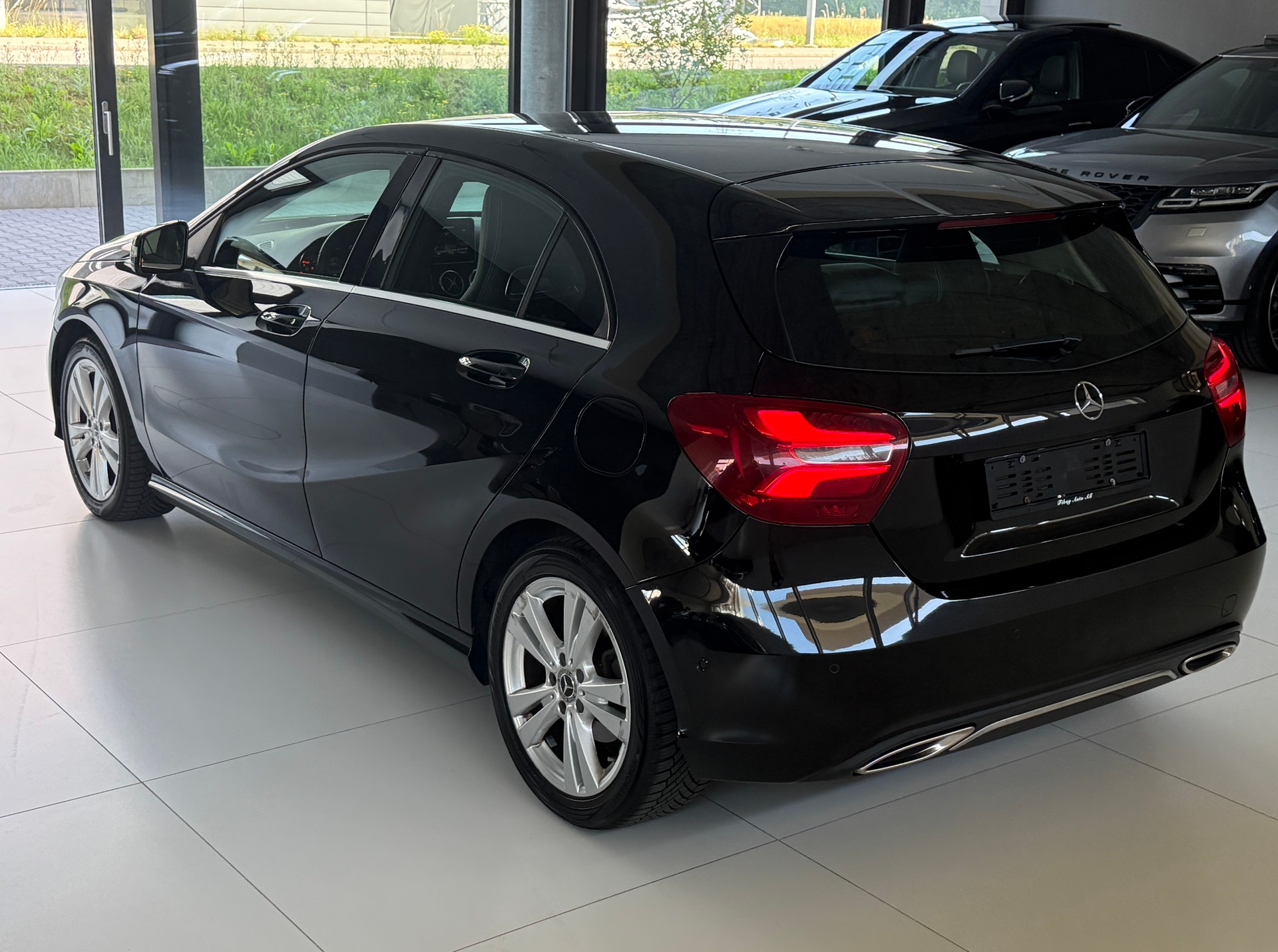 MERCEDES-BENZ A 180 CDI Style 7G-DCT-image-16