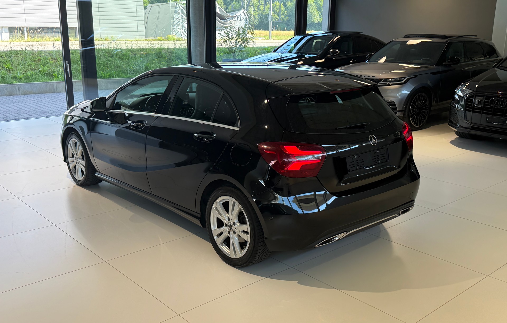 MERCEDES-BENZ A 180 CDI Style 7G-DCT-image-15