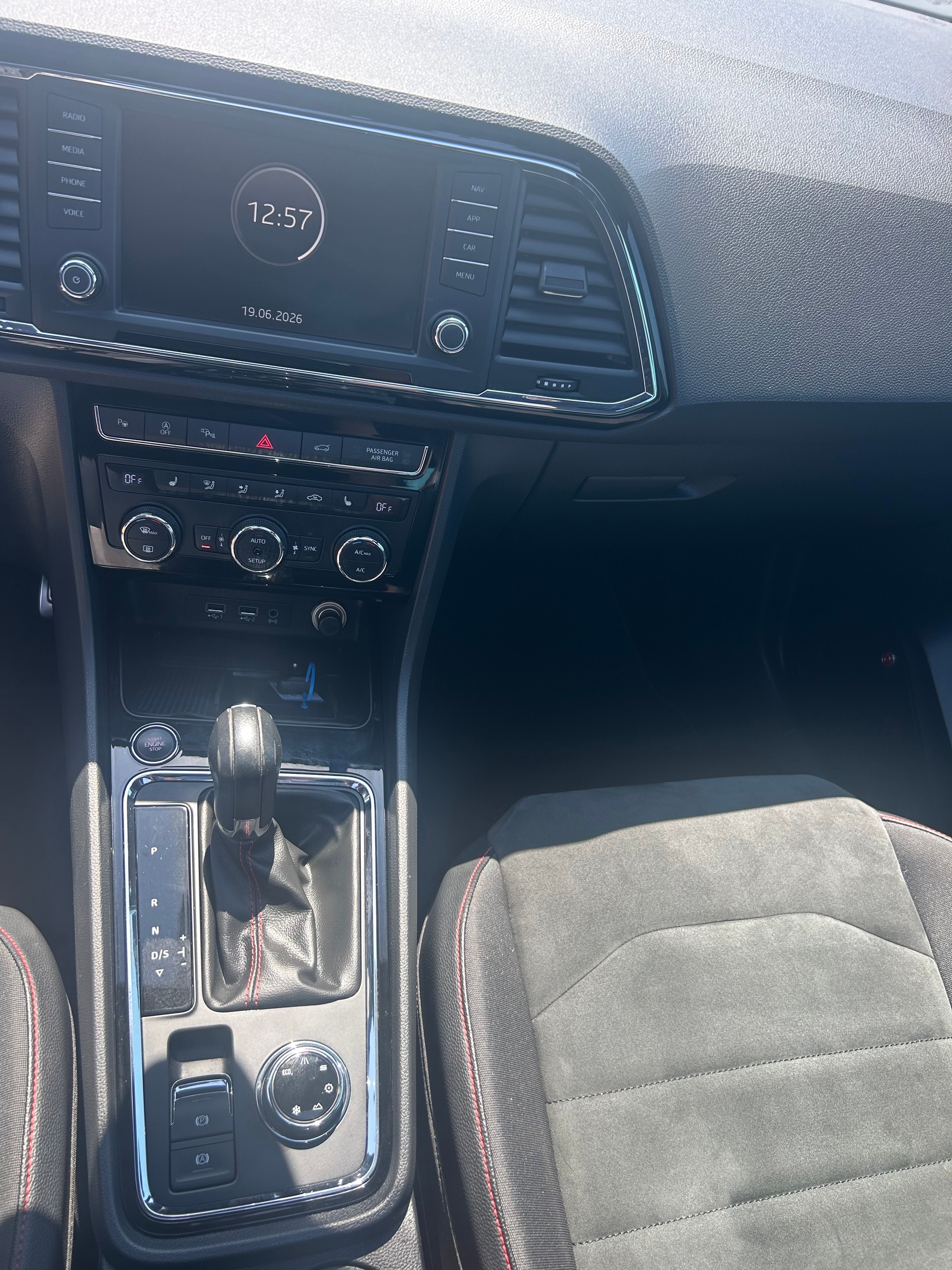 SEAT Ateca 2.0 TSI FR 4Drive DSG-image-17
