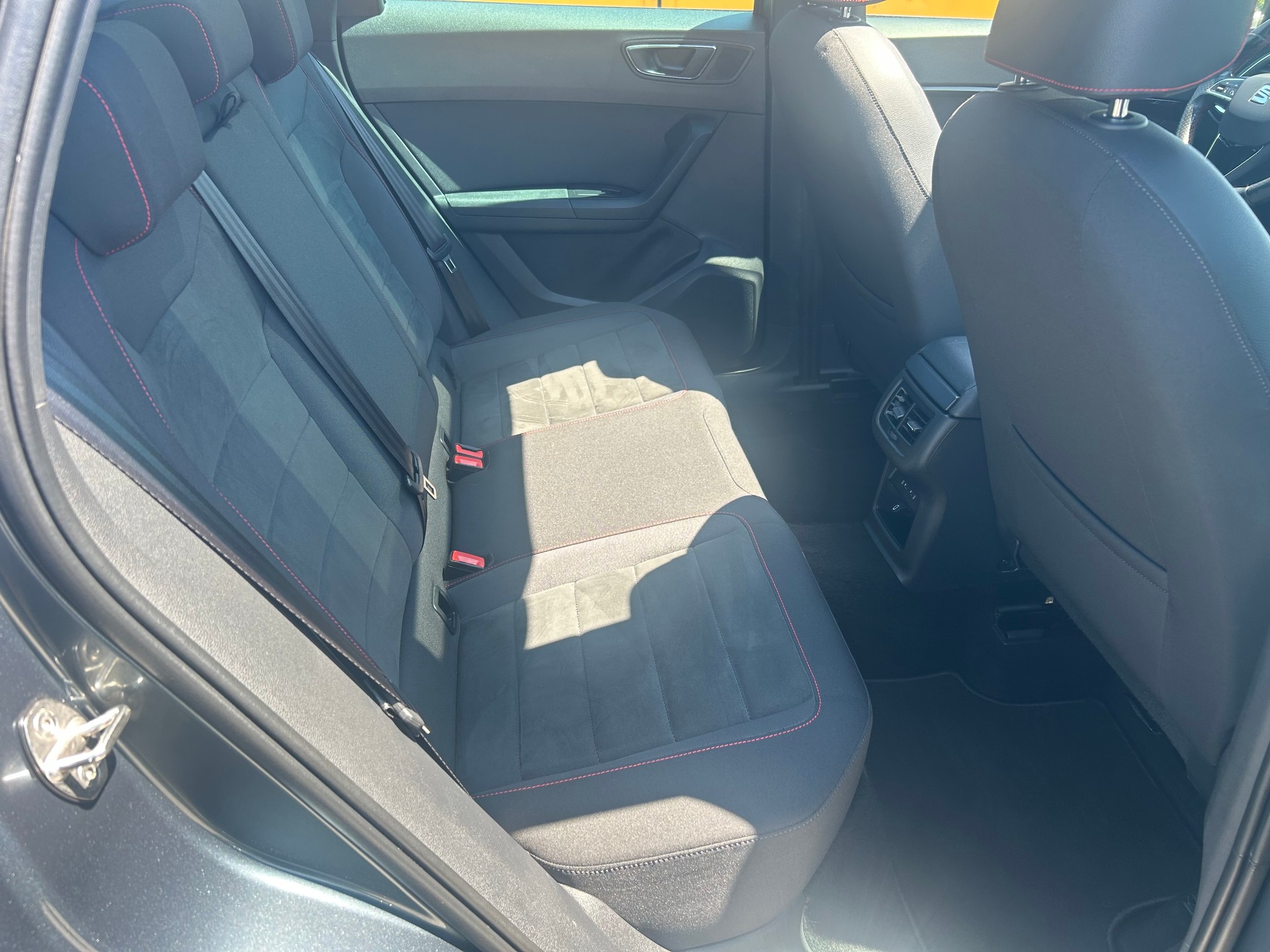 SEAT Ateca 2.0 TSI FR 4Drive DSG-image-8