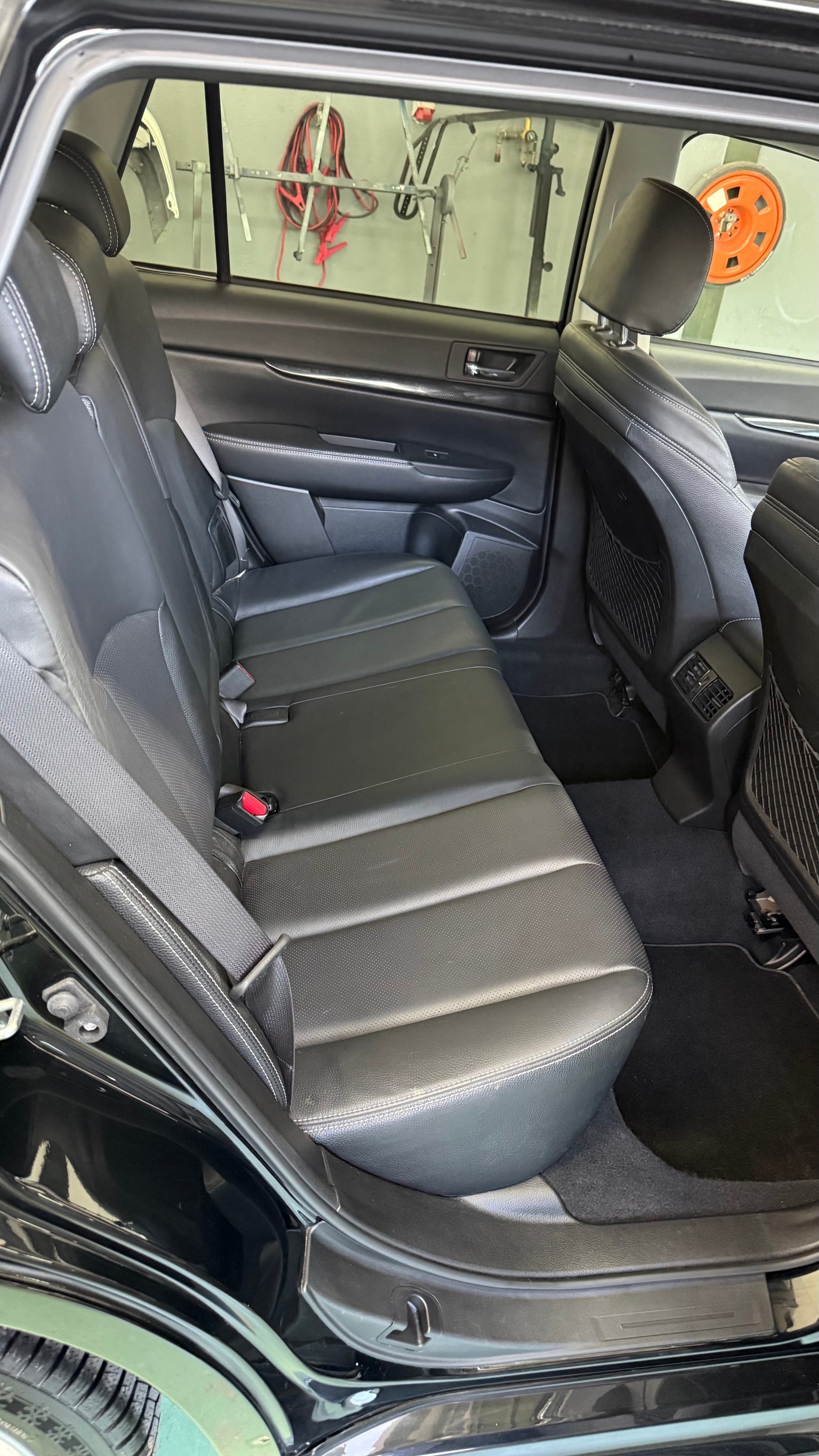 SUBARU Legacy 2.5i Limited S AWD Lineartronic-image-10