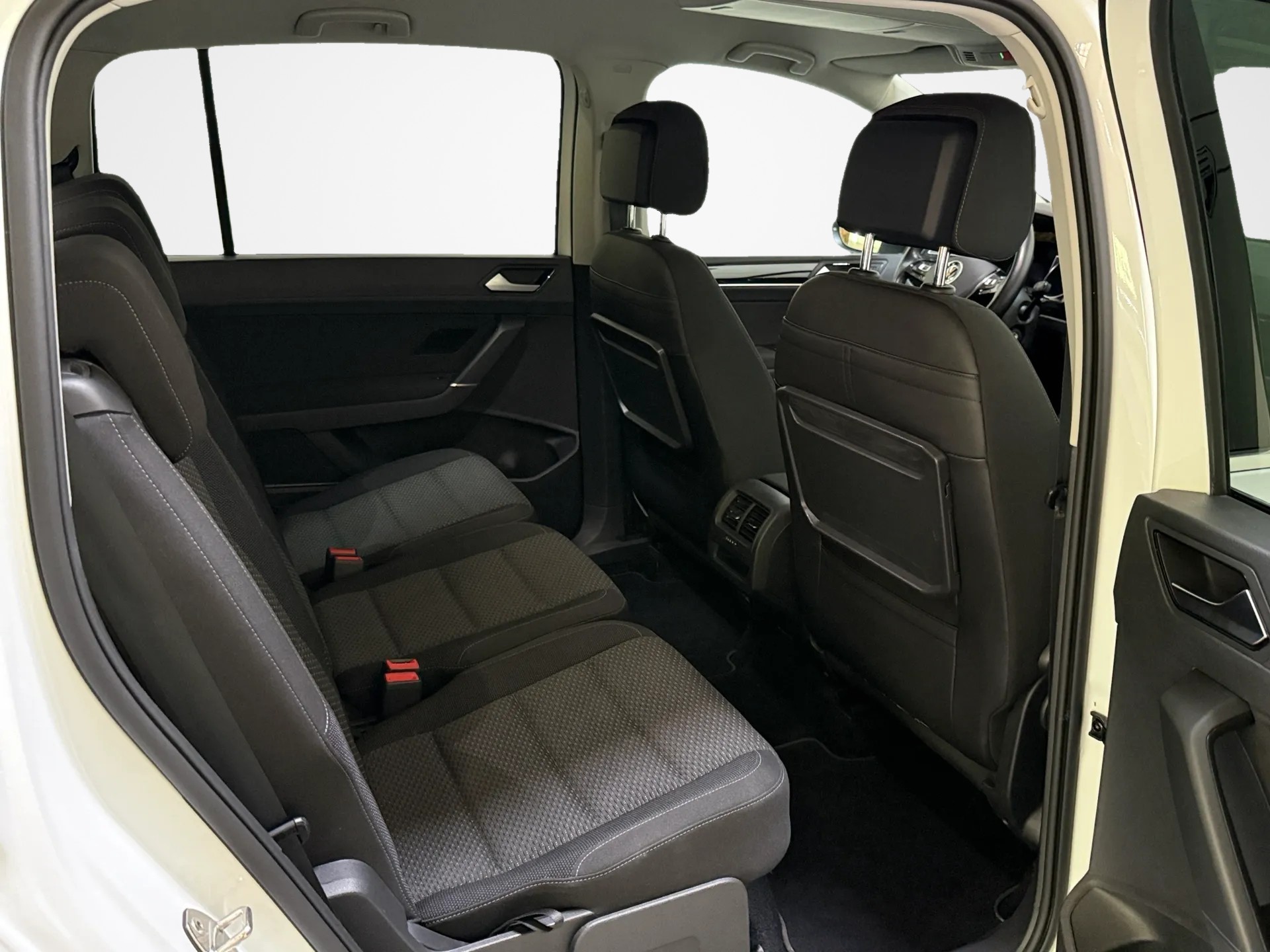 VW Touran 1.5 TSI EVO Comfortline DSG-image-9