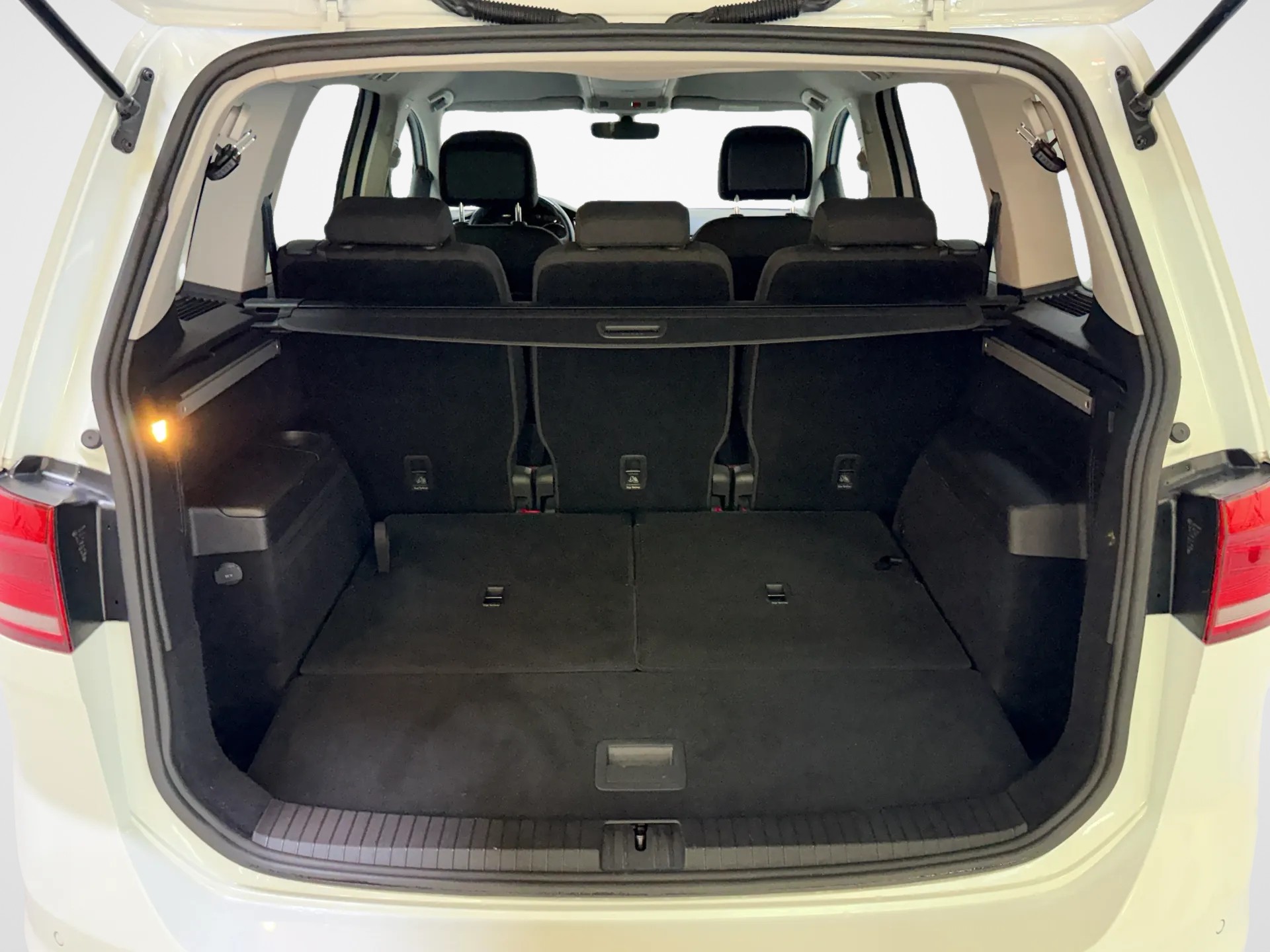 VW Touran 1.5 TSI EVO Comfortline DSG-image-12