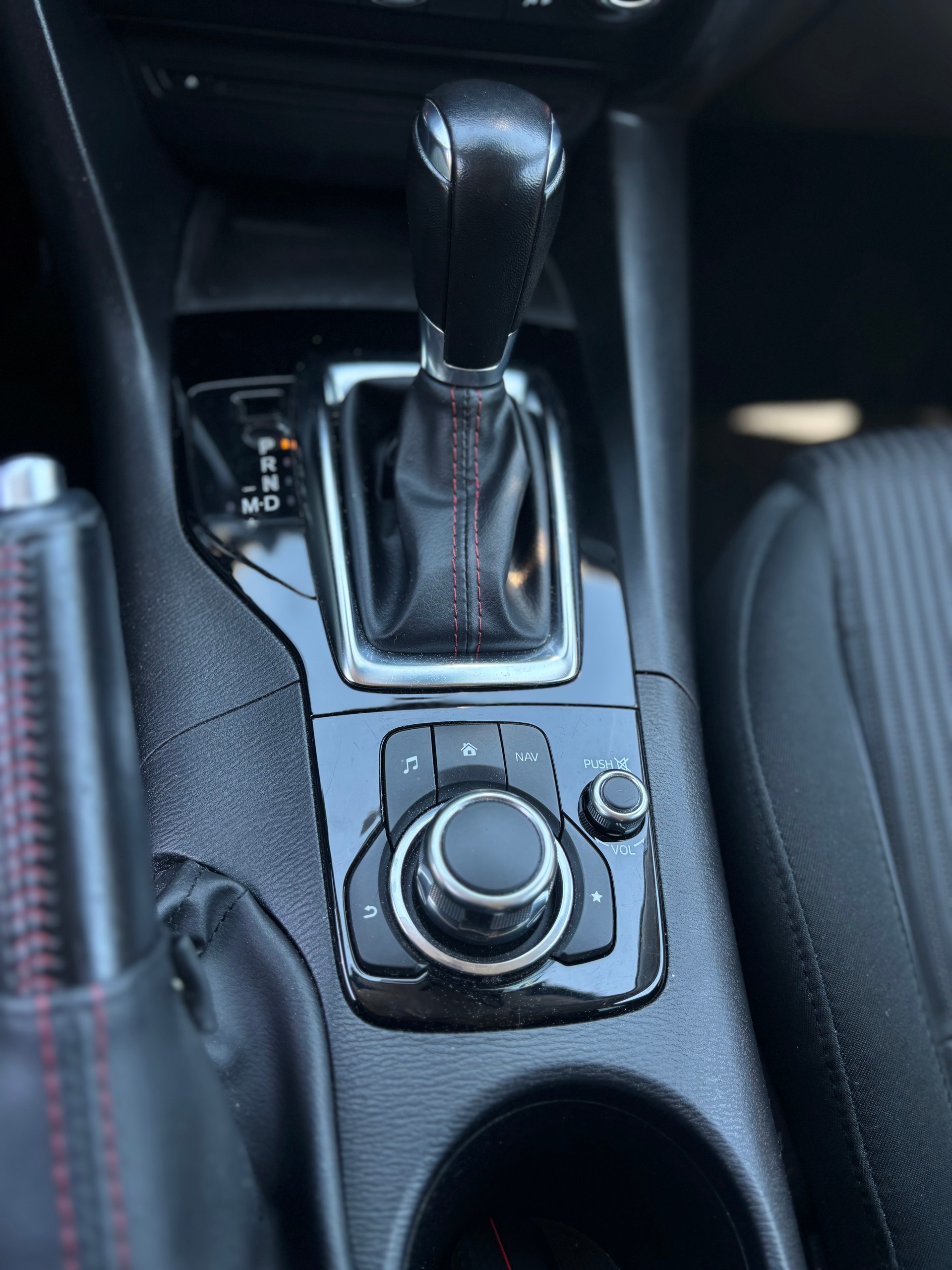MAZDA 3 2.0 16V Ambition Activematic-image-9