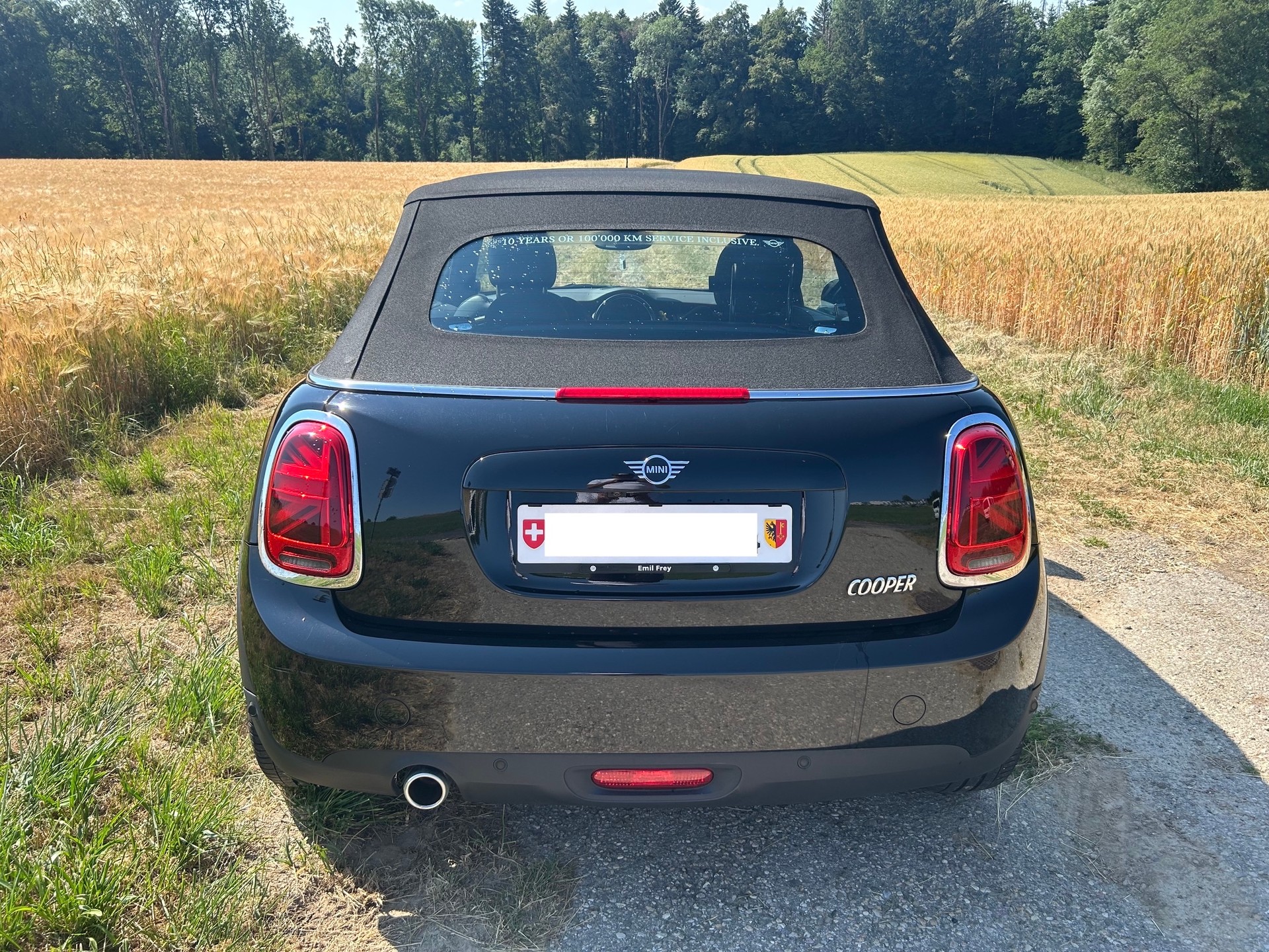 MINI CABRIO-image-2
