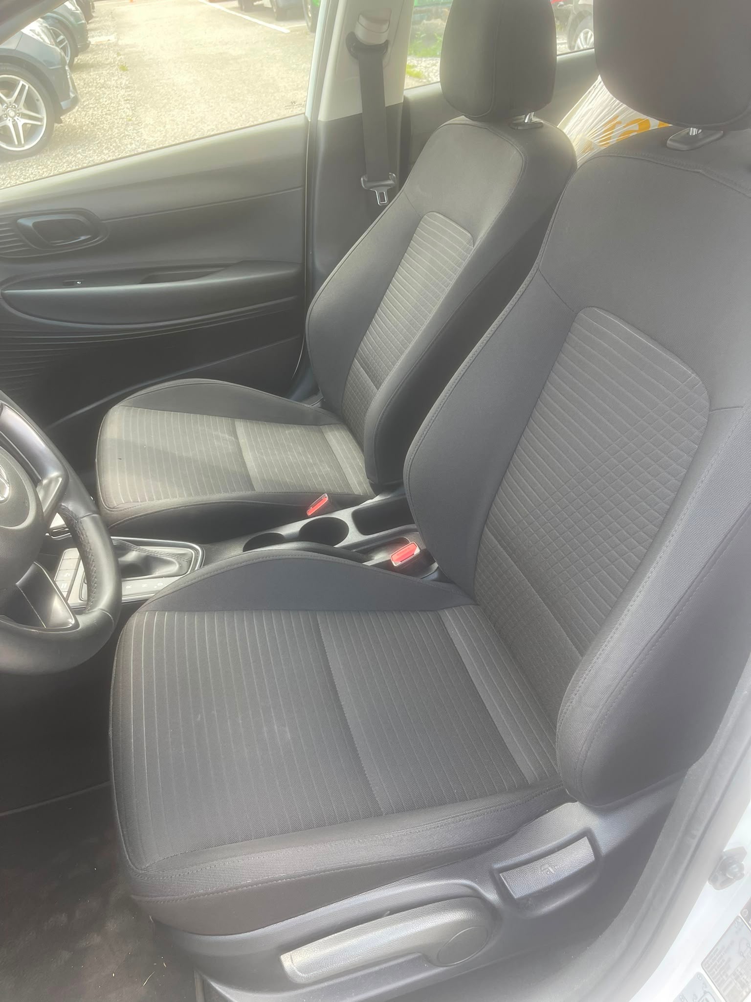 HYUNDAI i20 1.0 T-GDi Amplia DCT-image-7