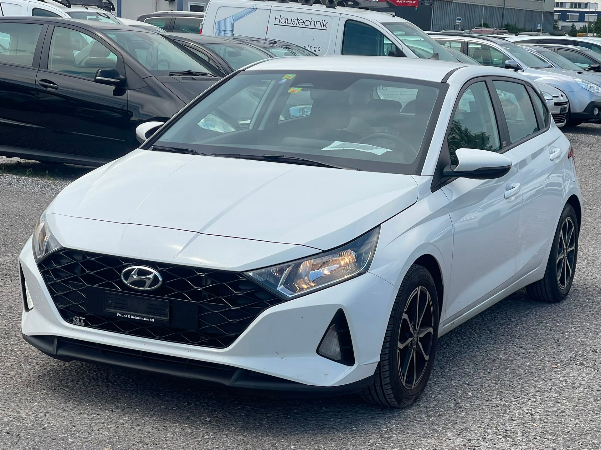 HYUNDAI i20 1.0 T-GDi Amplia DCT-image-0
