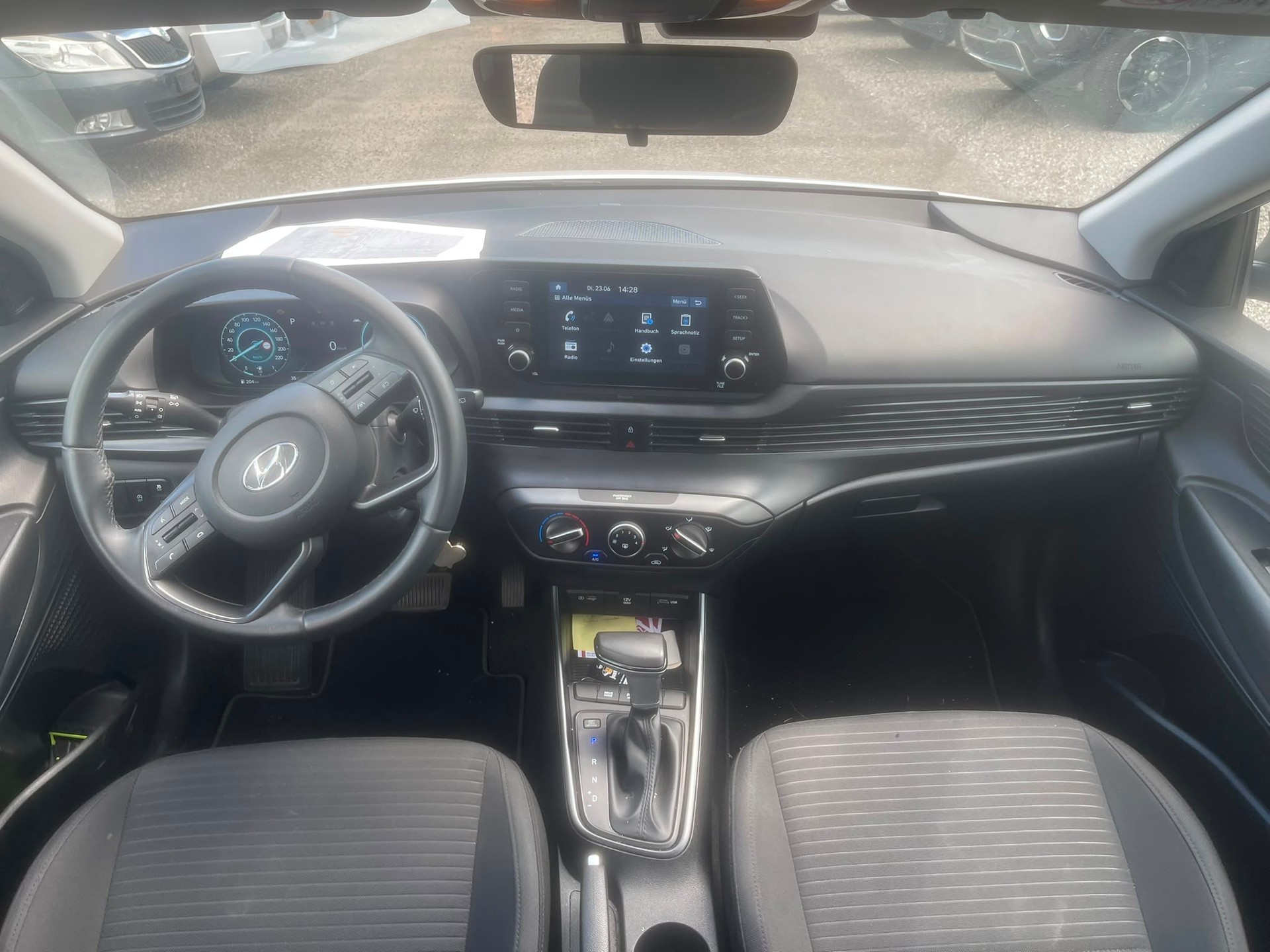 HYUNDAI i20 1.0 T-GDi Amplia DCT-image-6