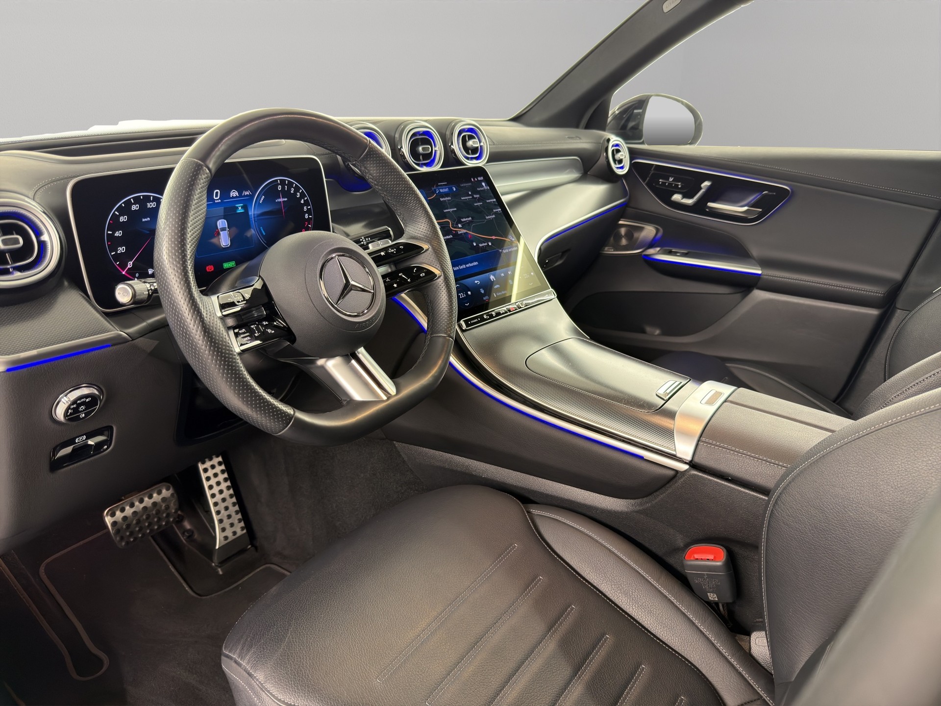 MERCEDES-BENZ GLC 400 e AMG Line 4matic-image-11