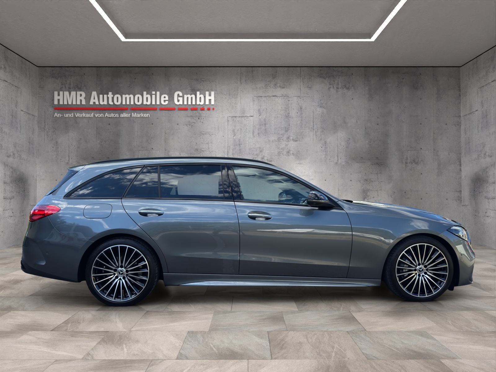 MERCEDES-BENZ C 220 d T 4Matic AMG Line-image-6