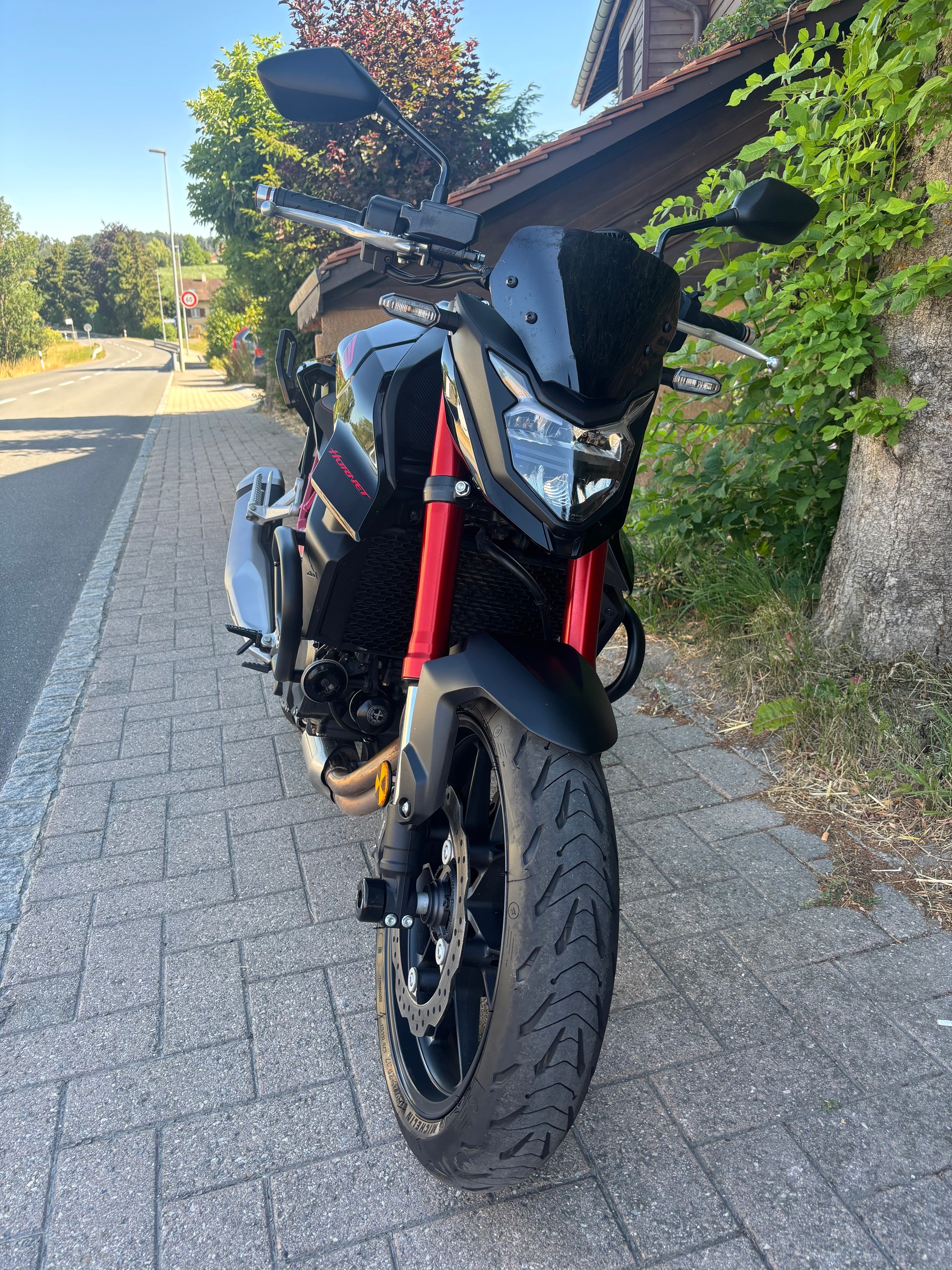 HONDA CB 750 Hornet (35kW)-image-2