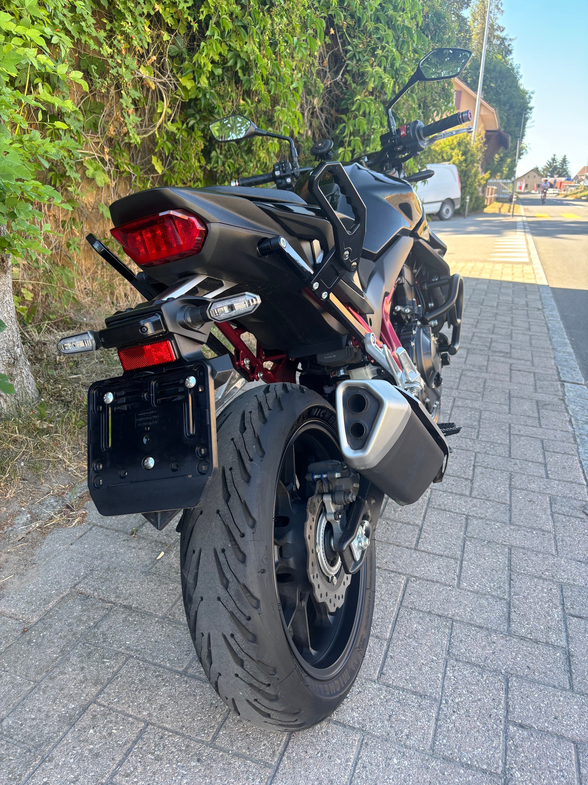 HONDA CB 750 Hornet (35kW)-image-8