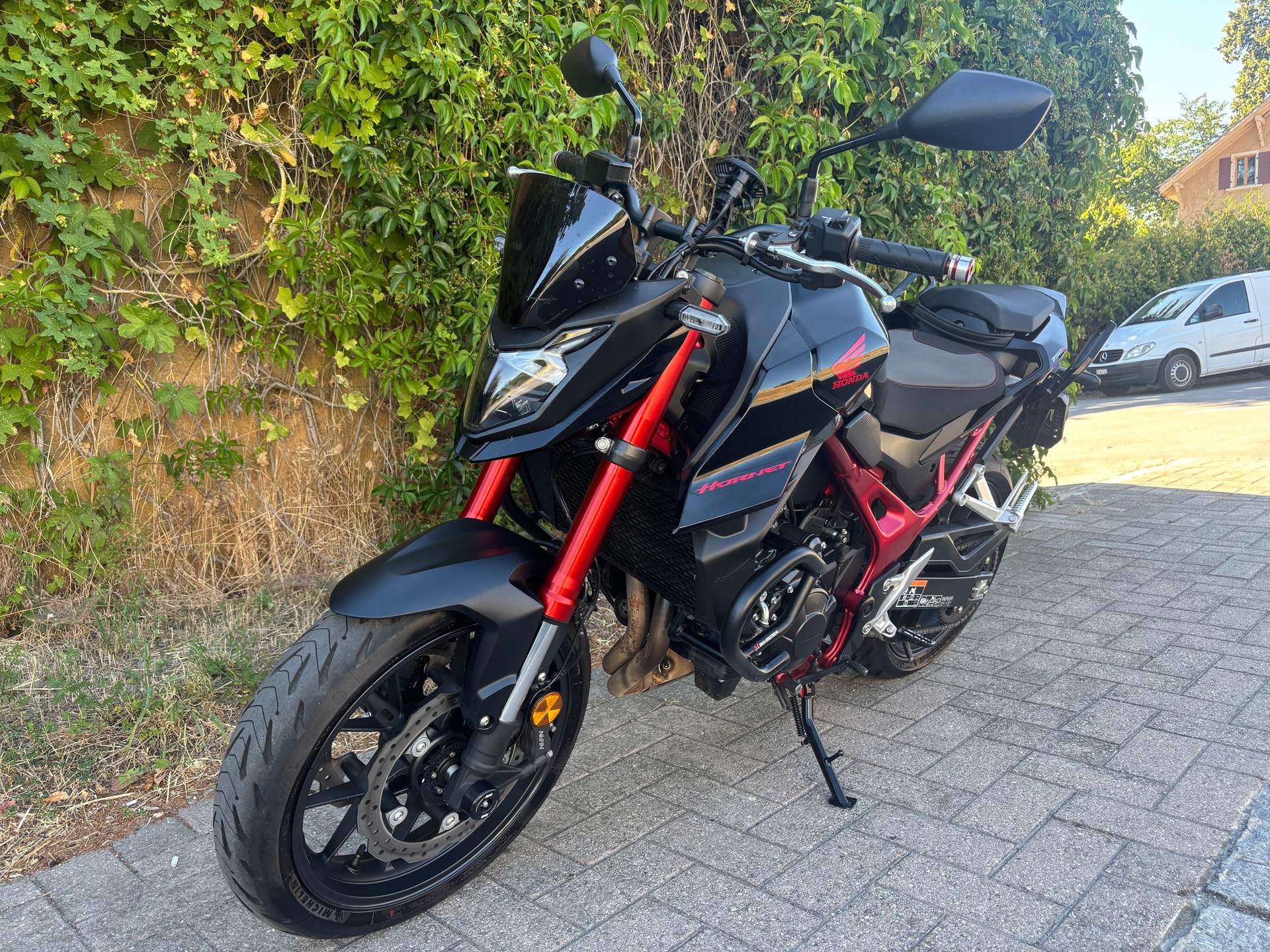 HONDA CB 750 Hornet (35kW)-image-4