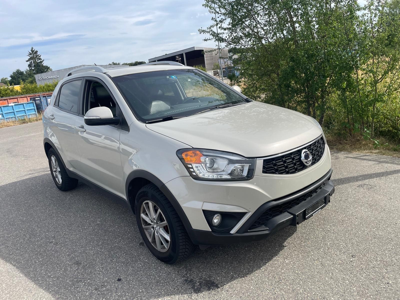 KGM-SsangYong Korando 2.0 e-XDI Quartz 4WD Automatic-image-1