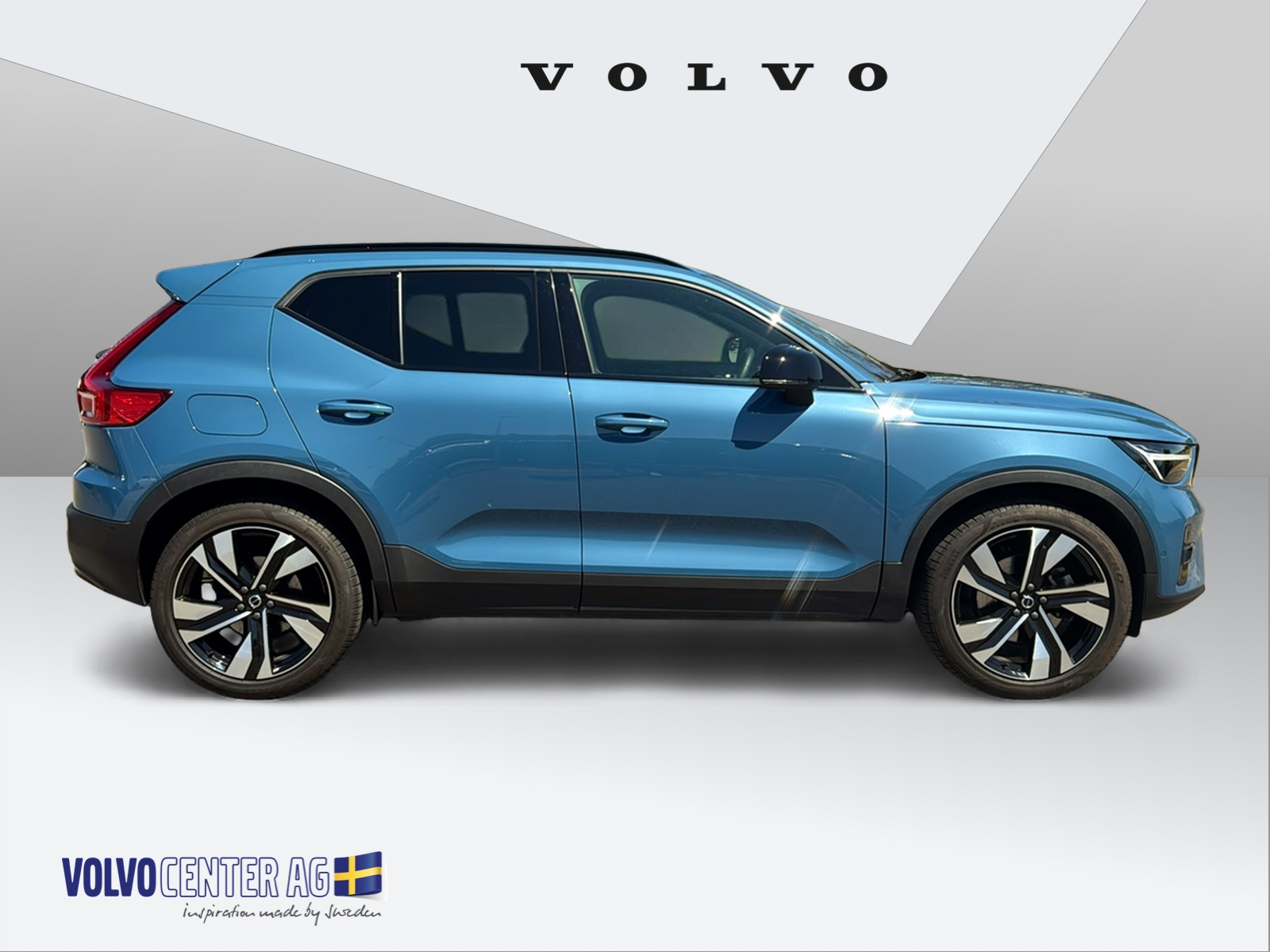 VOLVO XC40 2.0 B4 MH Ultimate Dark AWD-image-4