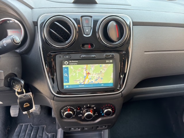 DACIA Lodgy TCE 130 Stepway 7PL-image-6