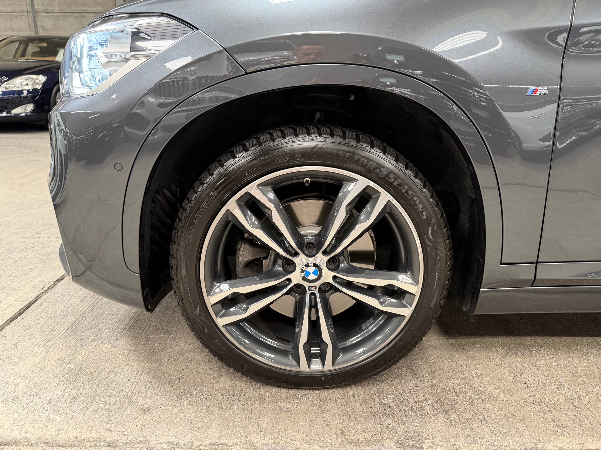 BMW X1 xDrive 25i M Sport Steptronic-image-20
