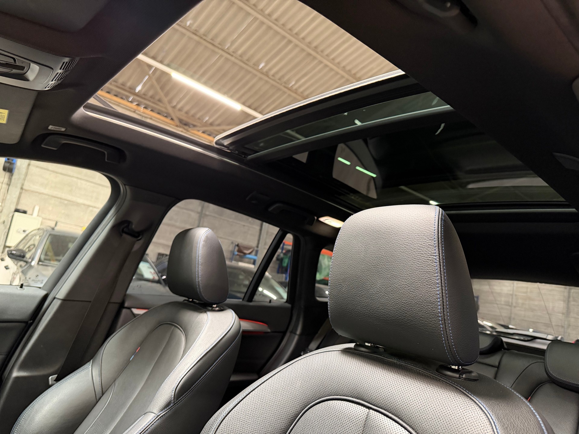 BMW X1 xDrive 25i M Sport Steptronic-image-11