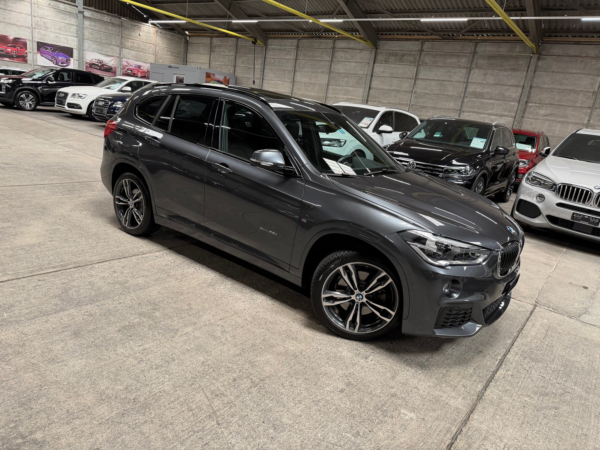 BMW X1 xDrive 25i M Sport Steptronic-image-0