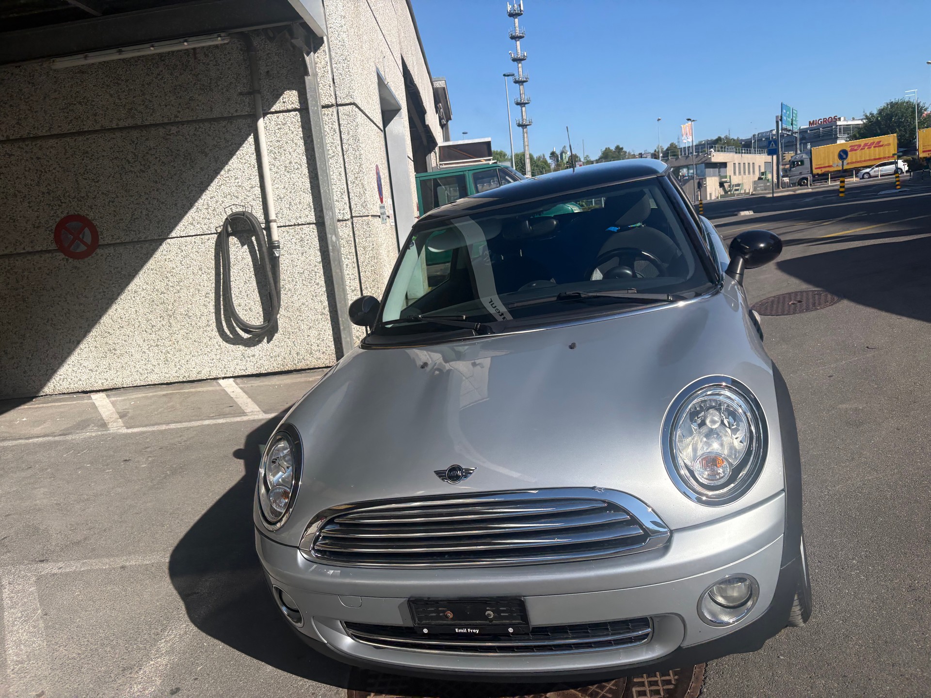 MINI Cooper-image-1
