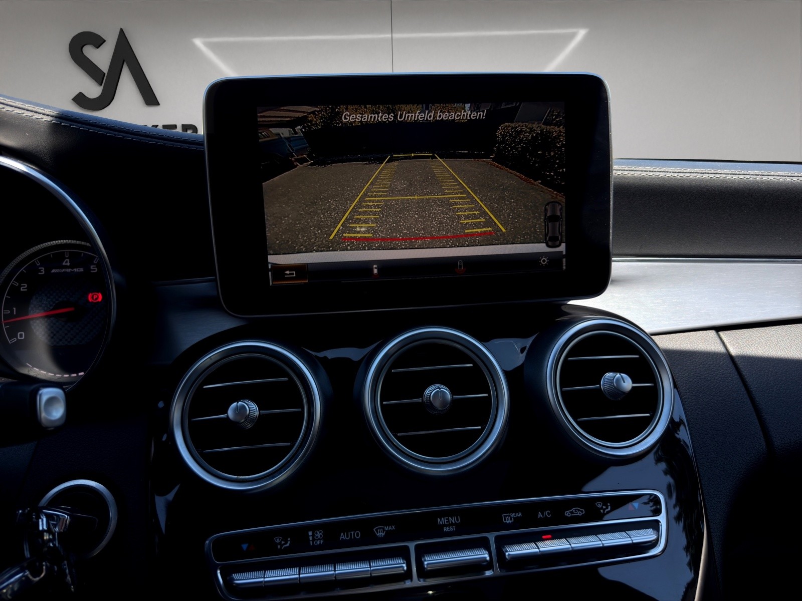 MERCEDES-BENZ C 63 AMG Speedshift V8 AMG-image-19