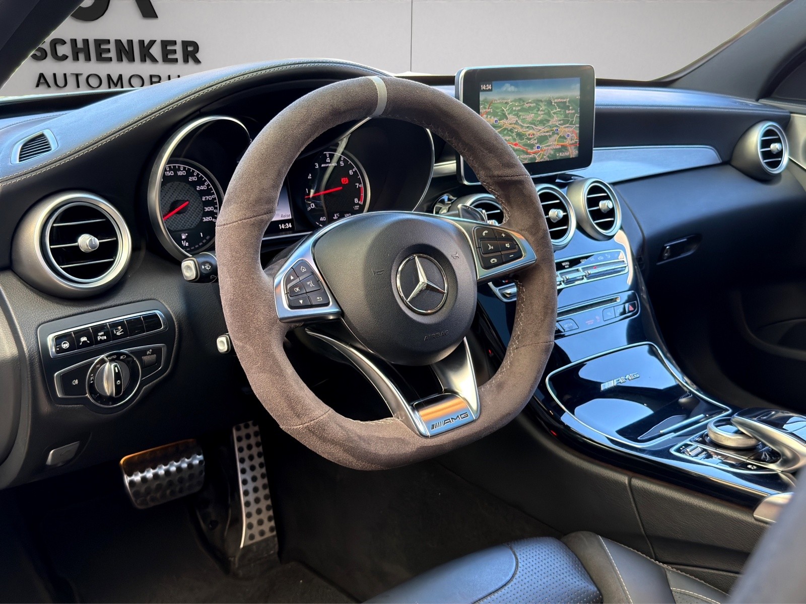 MERCEDES-BENZ C 63 AMG Speedshift V8 AMG-image-8