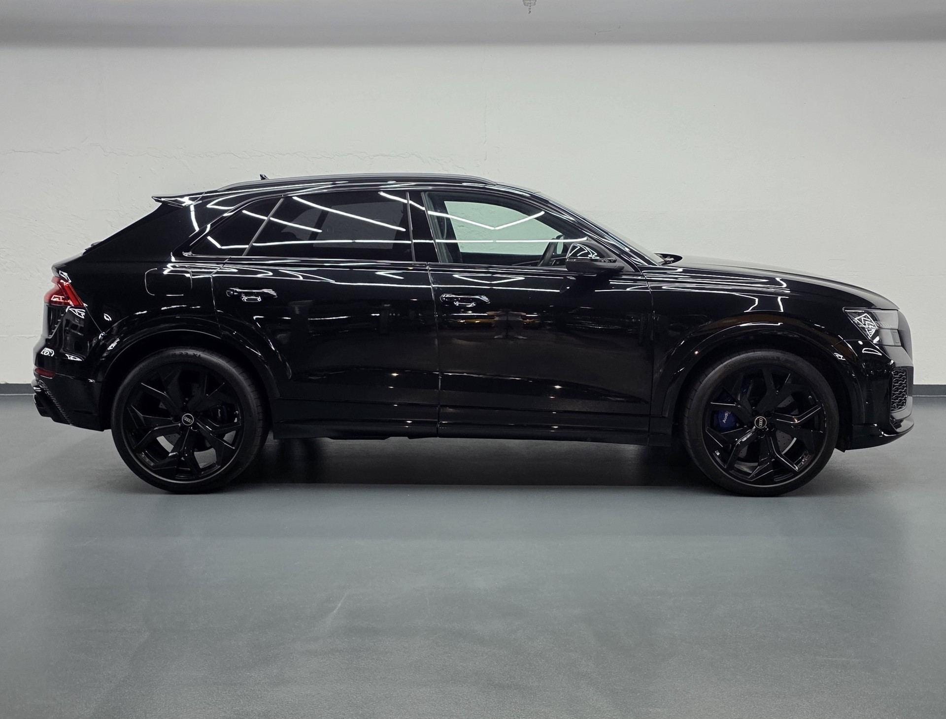 AUDI RS Q8 4.0 V8 TFSI quattro T-Tronic-image-0