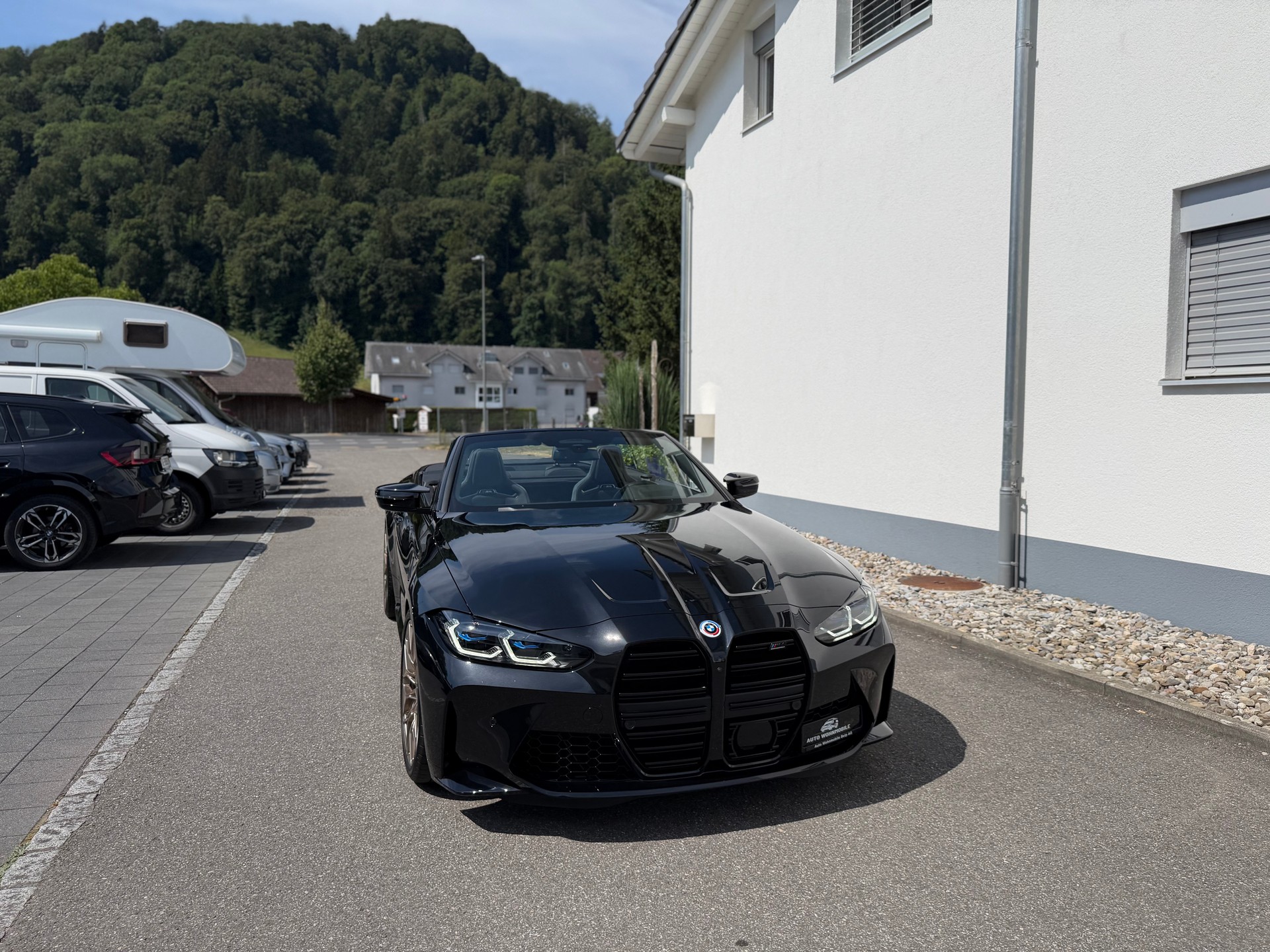 BMW M4 Cabrio Competition M xDrive-image-0