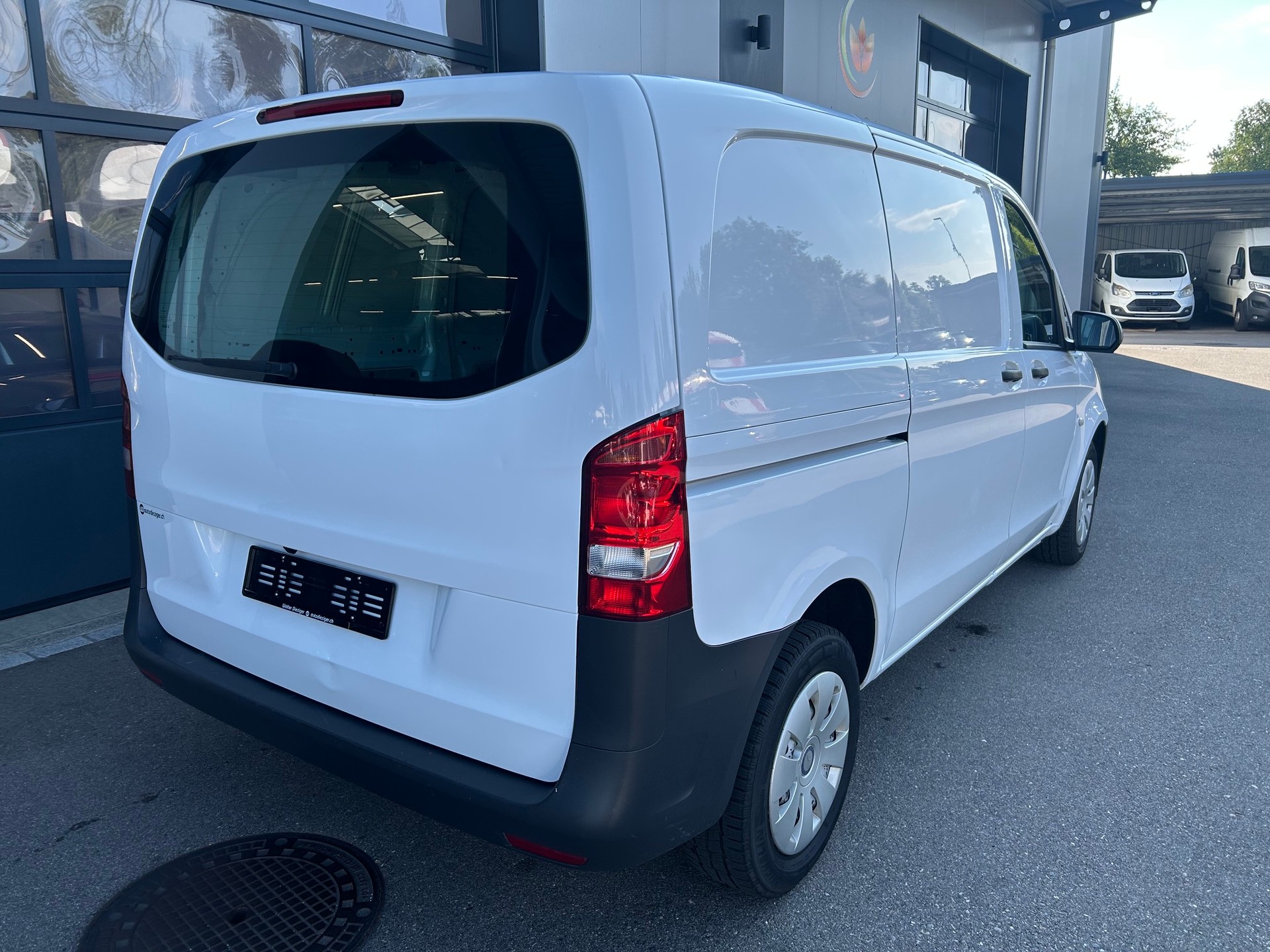 MERCEDES-BENZ Vito 114 BlueTEC Euro 6-image-4