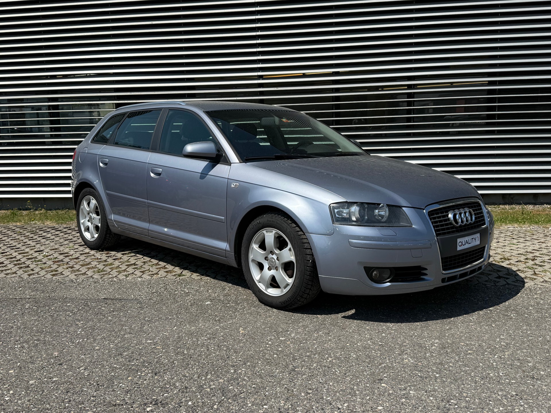 AUDI A3 Sportback 2.0 TDI Ambiente-image-1