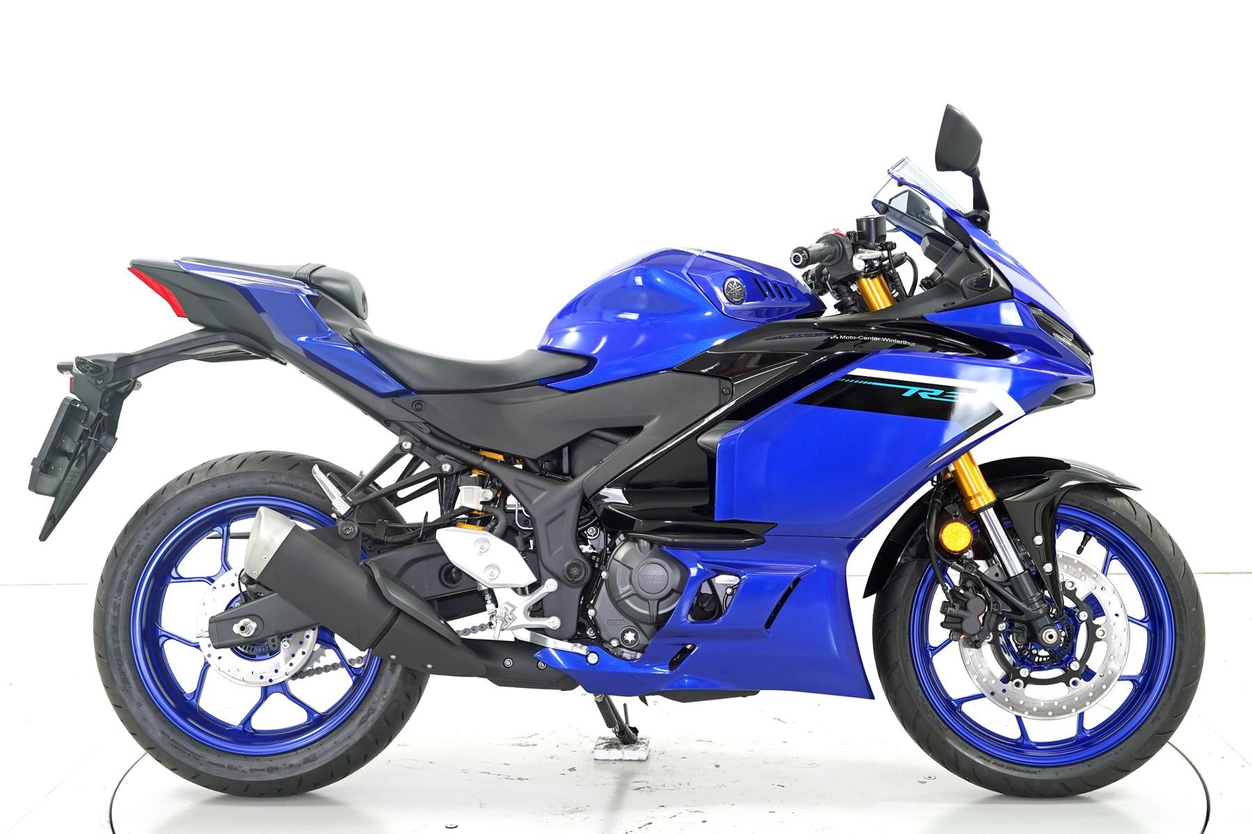 YAMAHA YZF-R3 ABS-showroom-element-3